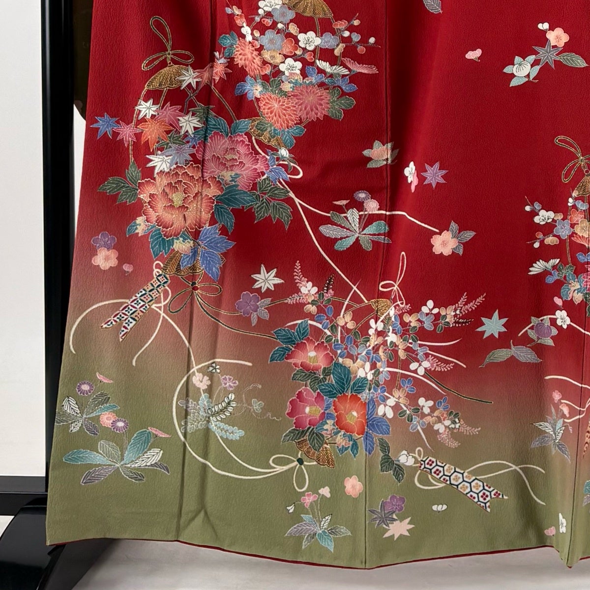 振袖 身丈163cm 裄丈68cm L 袷 草花 七宝 金彩 縮緬 赤 正絹 秀品