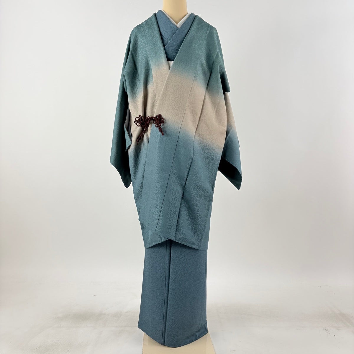 美品】 道中着 身丈101.5cm 裄丈65.5cm M 和装コート 地紋 ぼかし柄 灰