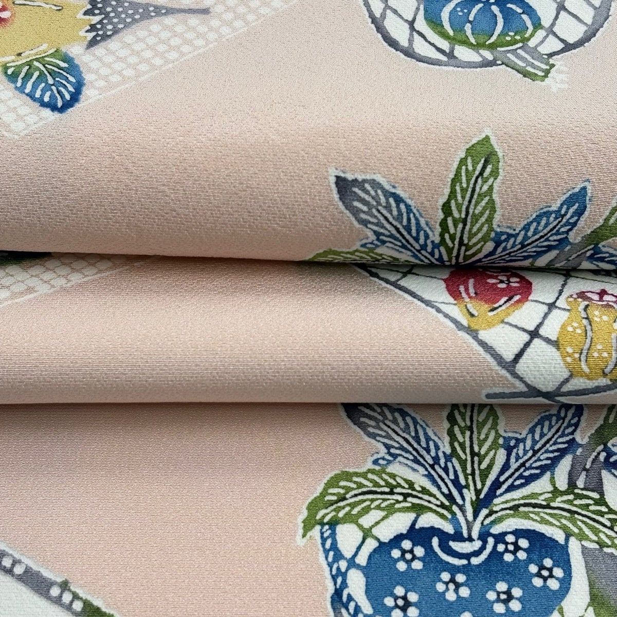 美品】 名古屋帯 逸品 紅型染帯 生り物 薄ピンク 正絹｜中古・古着