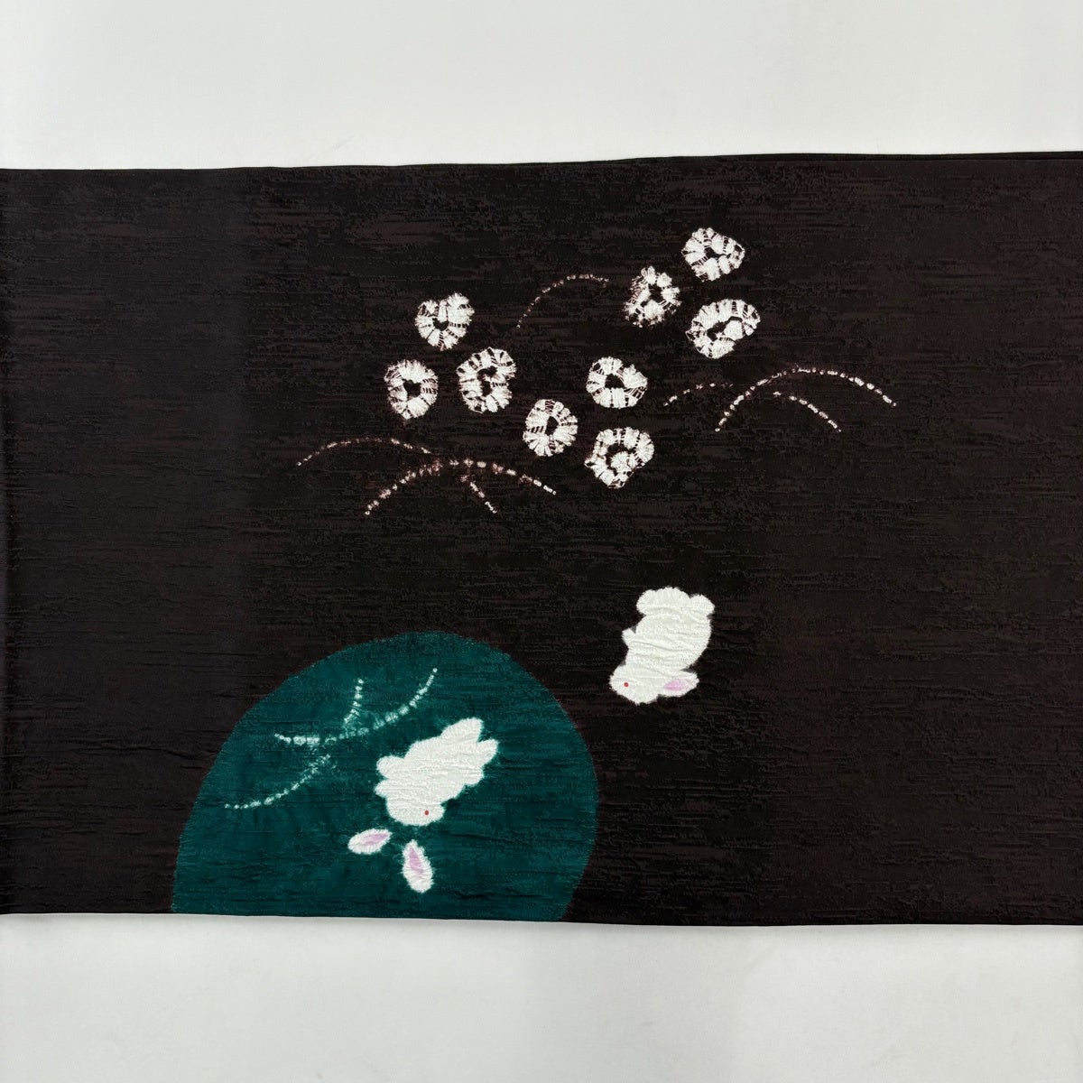 美品】 名古屋帯 逸品 うさぎ 草花 絞り 焦茶色 正絹｜中古・古着