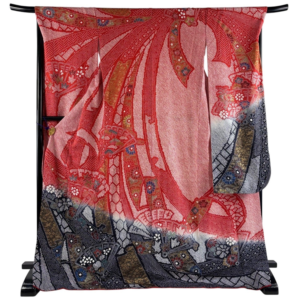 振袖 身丈175cm 裄丈68cm L 袷 桧扇 菊 金彩 絞り 赤 正絹 名品｜中古
