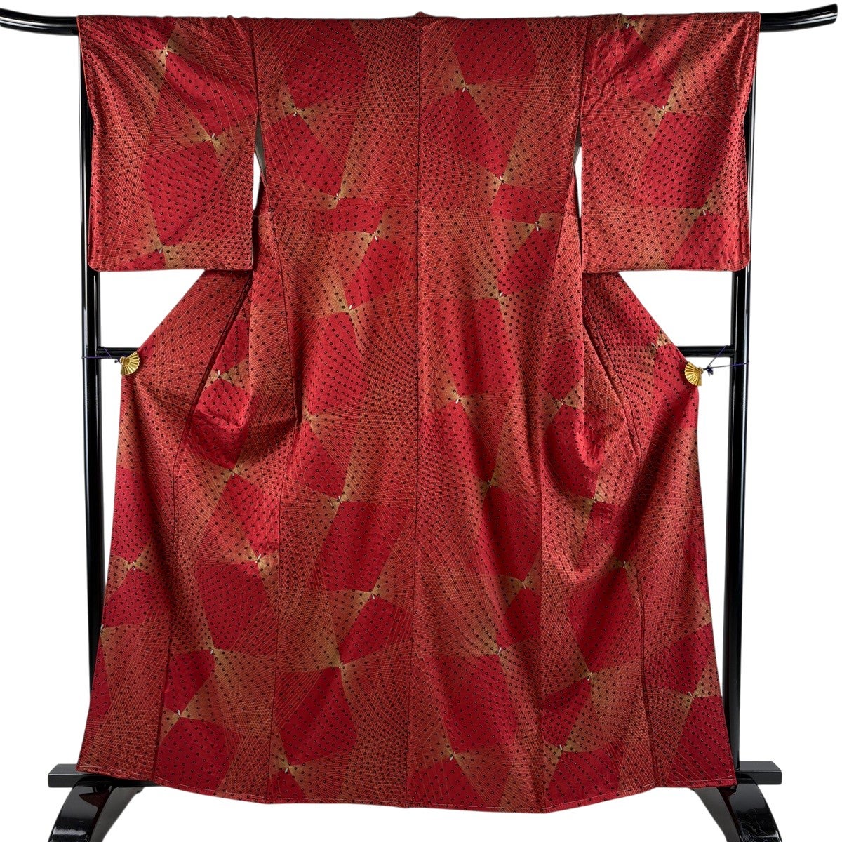 美品】 小紋 身丈155.5cm 裄丈62cm S 袷 松竹梅 蝶 縮緬 赤 正絹 優品