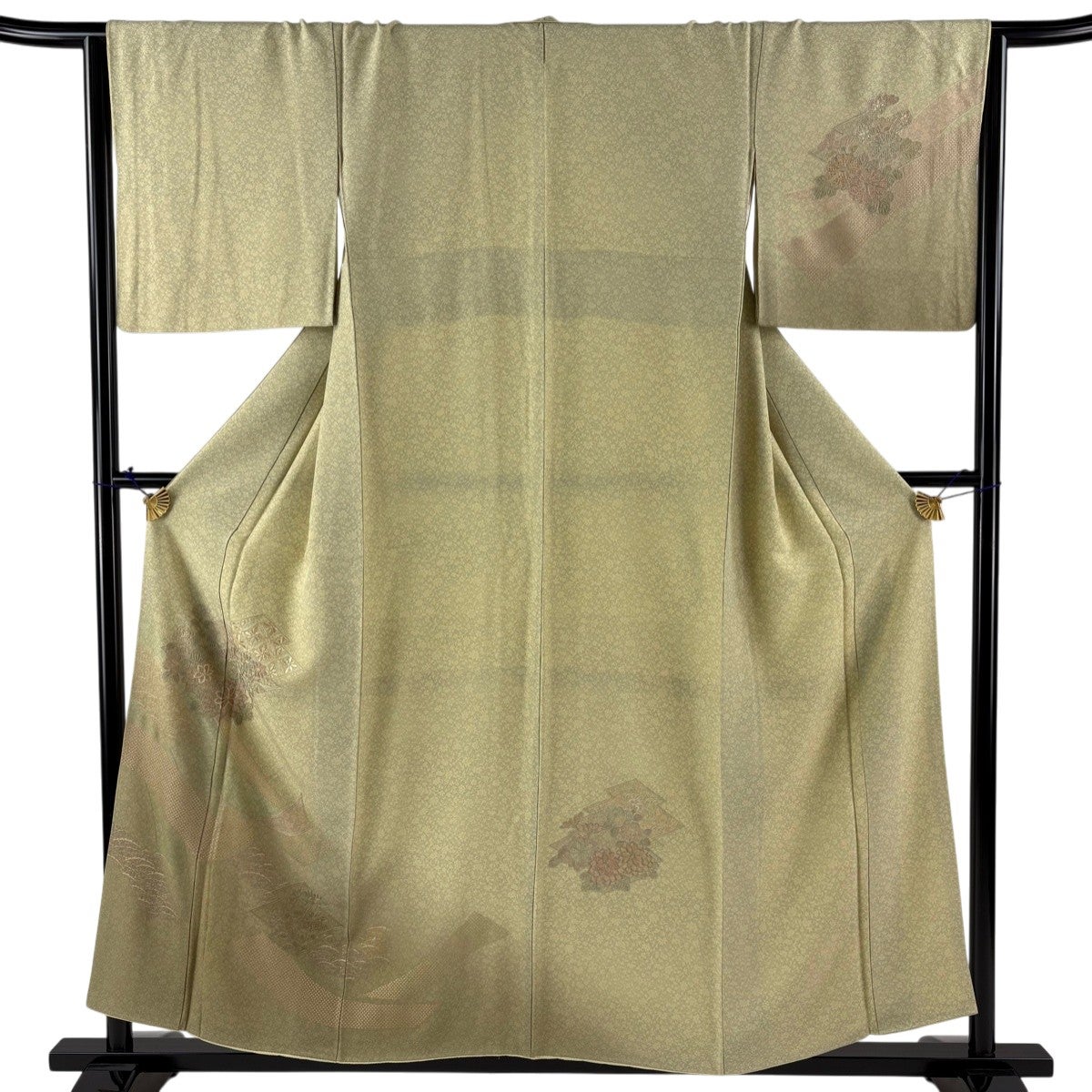 男着物 絹 亀甲模様 茶色ｘ薄茶色 裏木綿 袷 カジュアル着物 着流し 身丈152cm 【キモノオフ野々市若松店】 紬 着物 飾り縦縞文様 黄土色 袷 広衿 正絹 カジュアル着物 仕立て