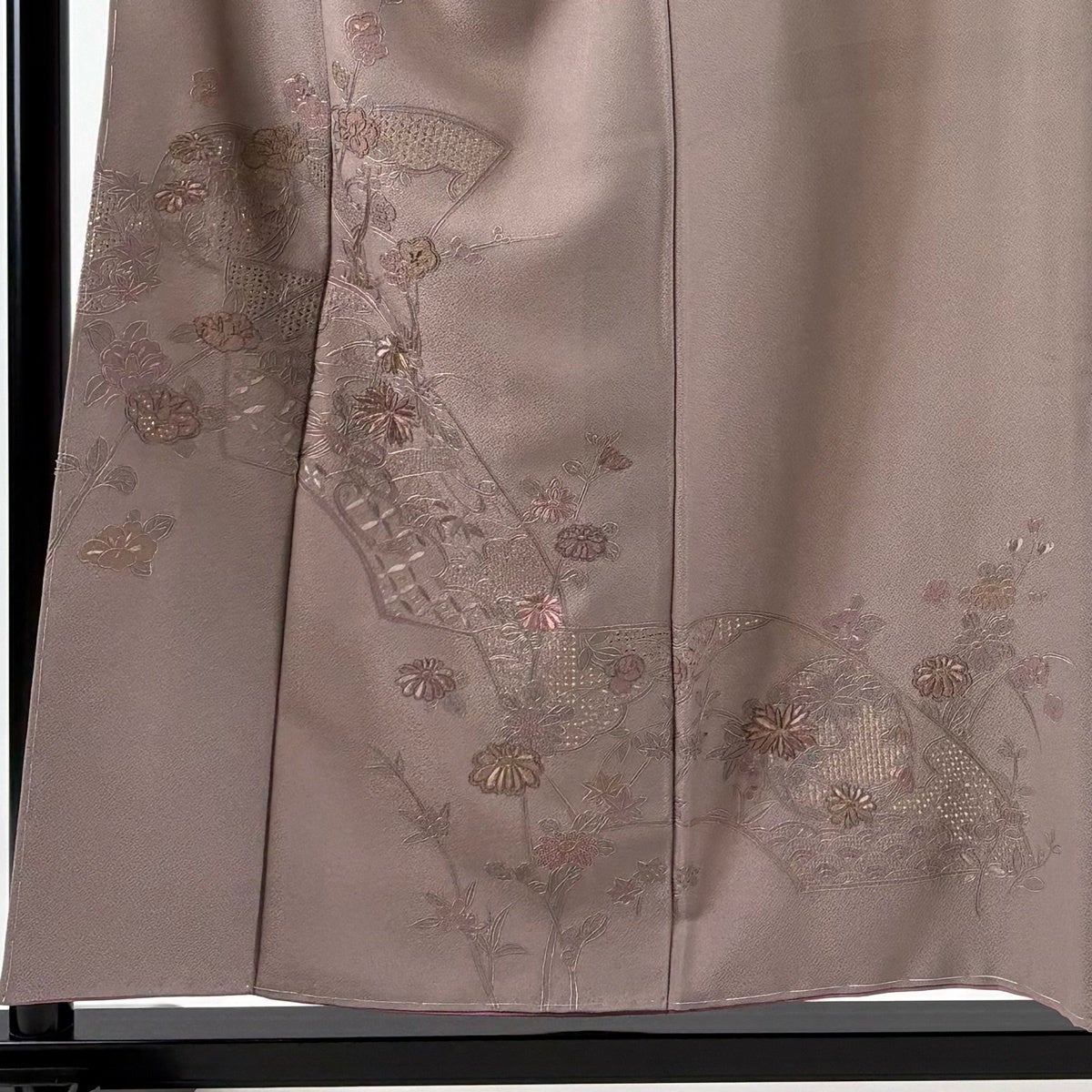 訪問着 身丈154.5cm 裄丈68.5cm L 袷 扇面 草花 金糸 刺繍 灰紫 正絹