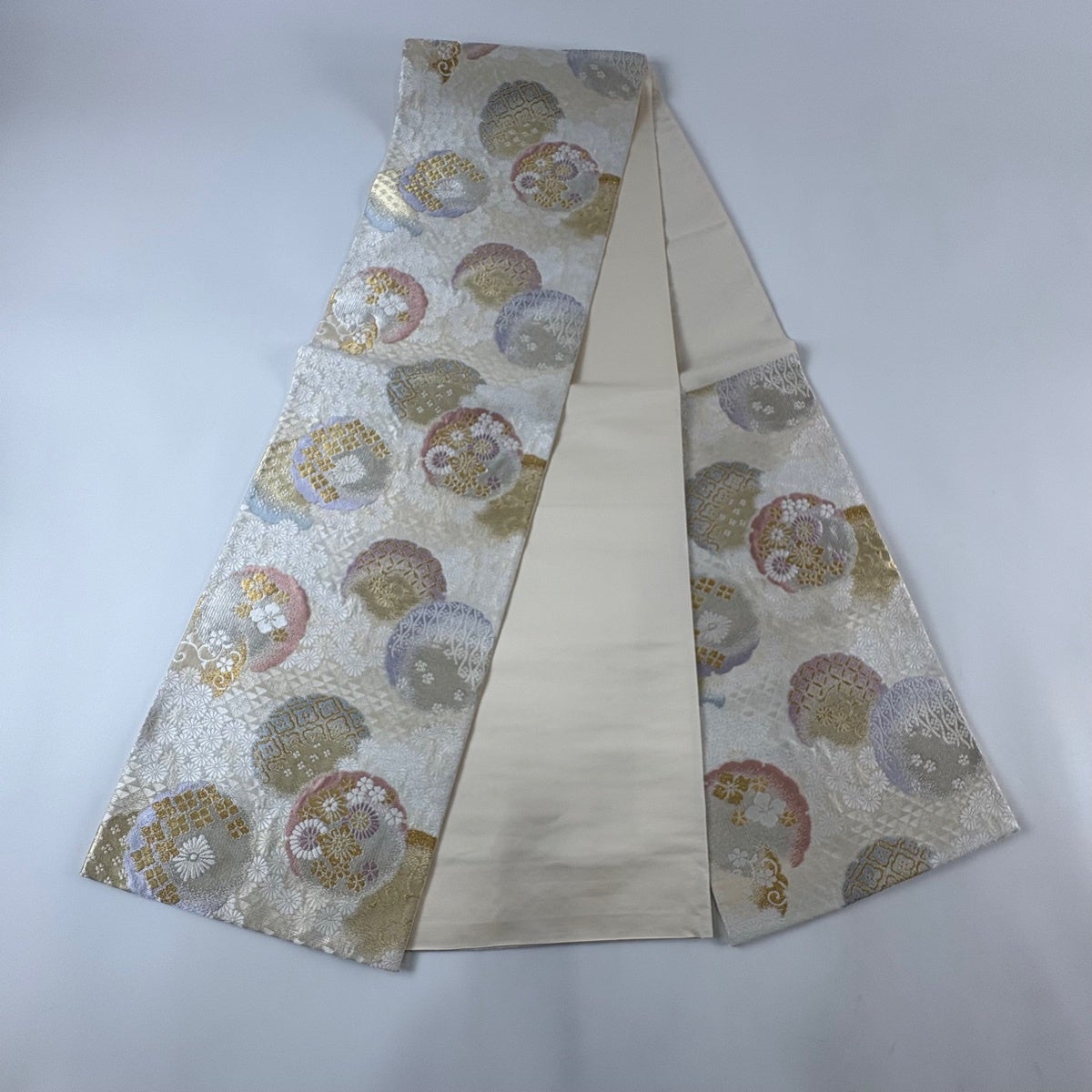 袋帯 秀品 鈴乃屋 雪輪 菊 金銀糸 クリーム 六通 正絹｜中古・古着