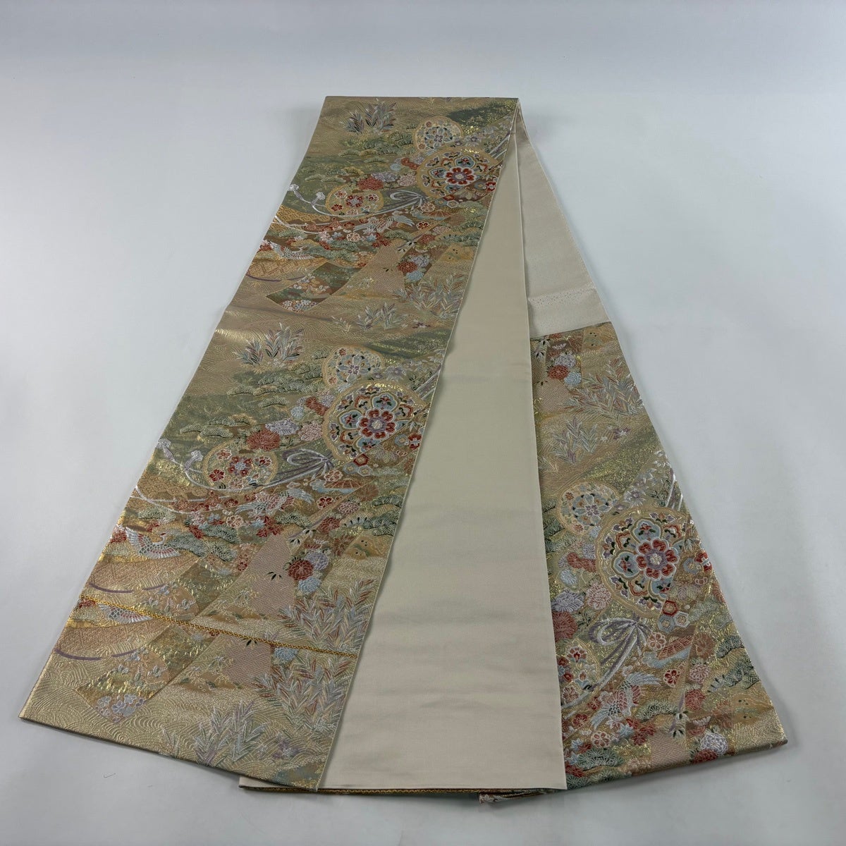 袋帯 秀品 鏡裏文 花鳥 金糸 箔 ピンクベージュ 六通 正絹｜中古・古着