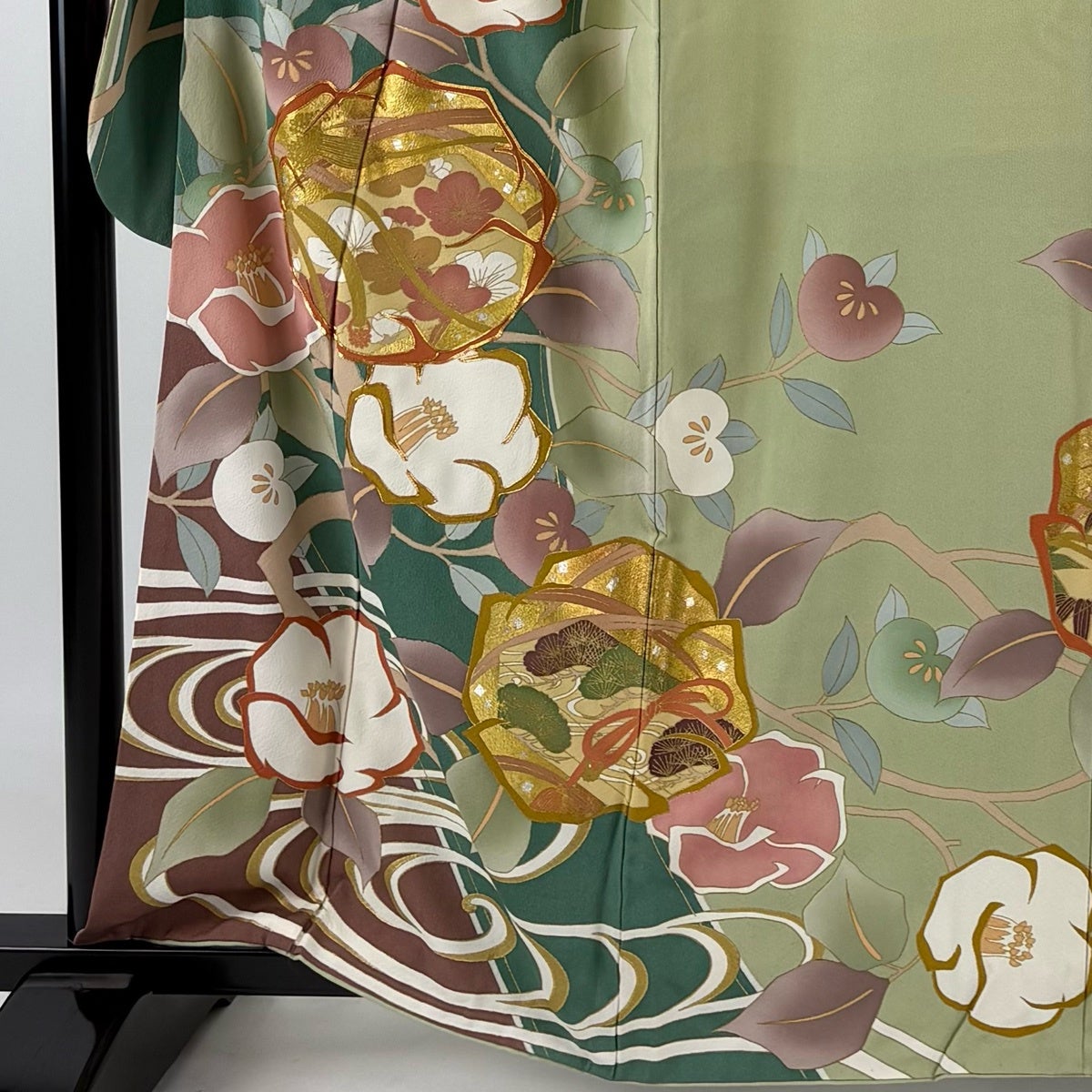 振袖 身丈161cm 裄丈65cm M 袷 椿 橘 金糸 金銀彩 緑 正絹 秀品｜中古