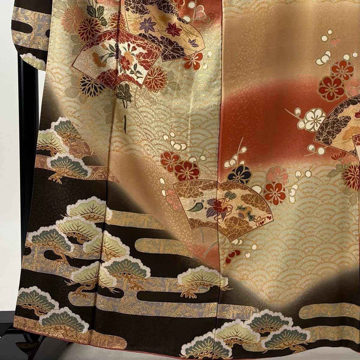 振袖フルセット袷 藤 草花 金糸 金彩 灰緑 正絹 振袖 身丈162cm 裄丈66.5cm M 袷 鈴乃屋 扇面 草花 金糸 金彩 灰緑