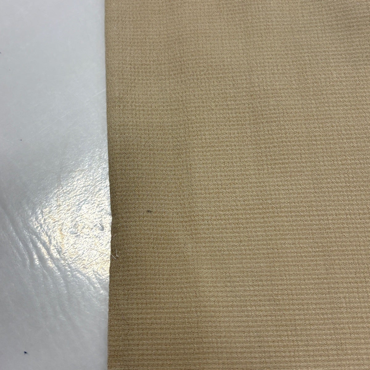 美品】 紬 身丈163cm 裄丈65cm M 単衣 燕 亀甲絣 ベージュ 正絹 名品