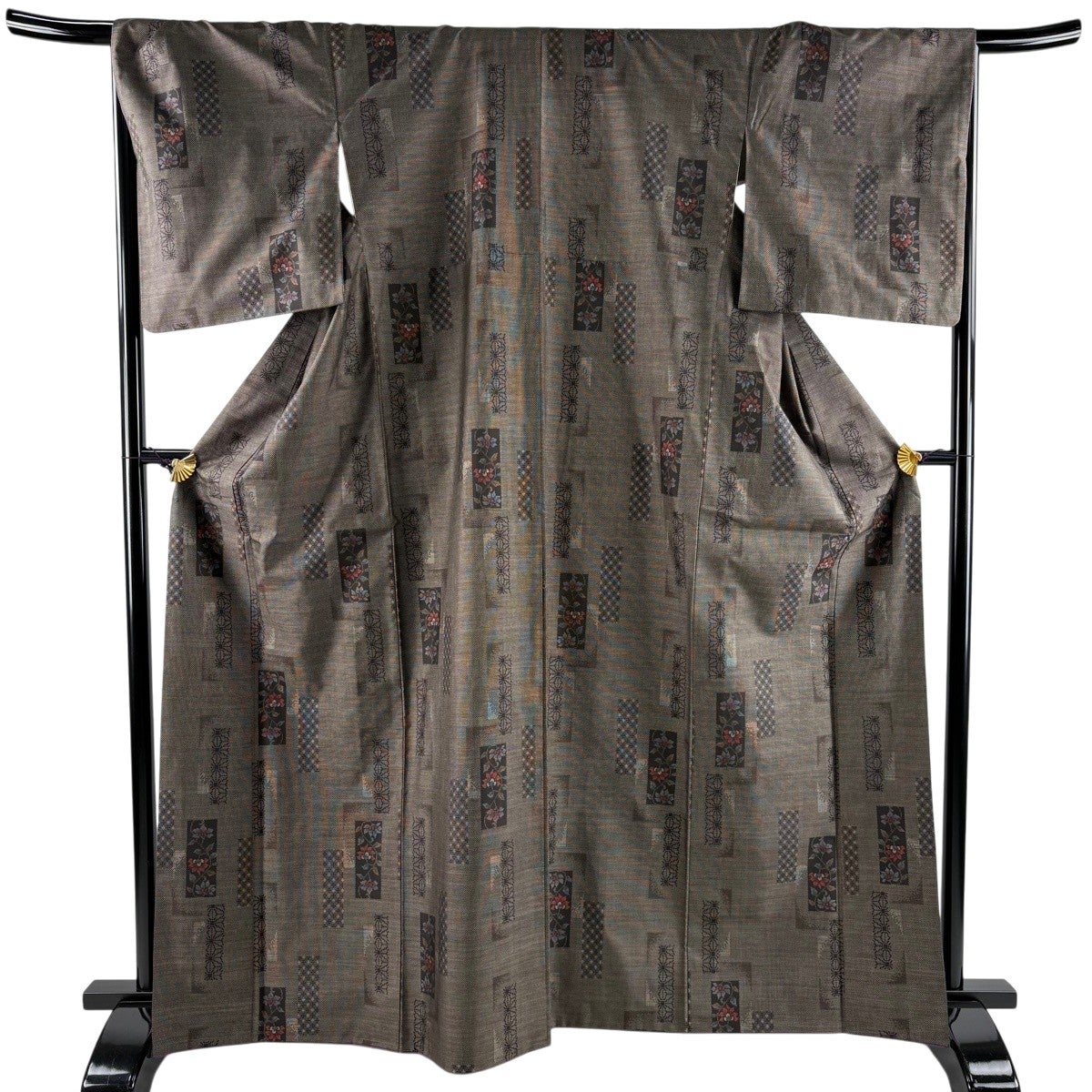 紬 身丈165.5cm 裄丈67.5cm L 袷 短冊 花唐草 焦茶色 正絹 名品｜中古