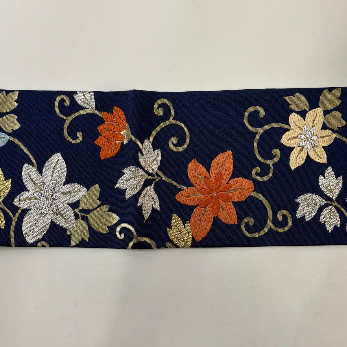 名古屋帯 優品 花唐草 金銀糸 箔 紺色 正絹｜中古・古着・リサイクル
