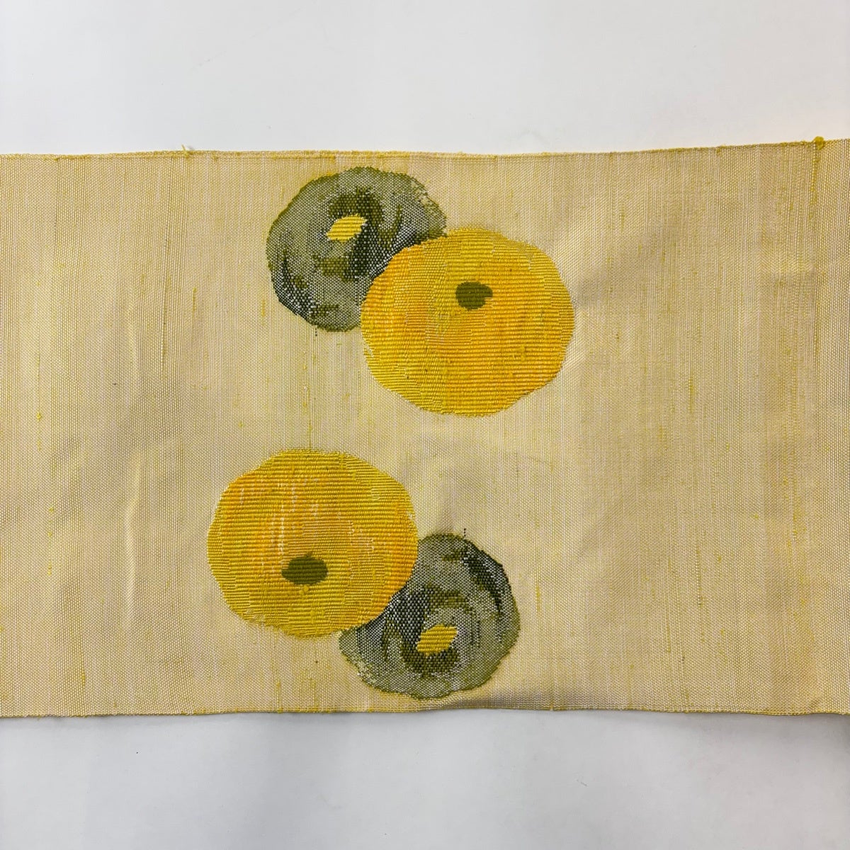 美品】 名古屋帯 優品 八寸名古屋帯 松葉仕立て 万寿菊 紬地 薄黄 正絹