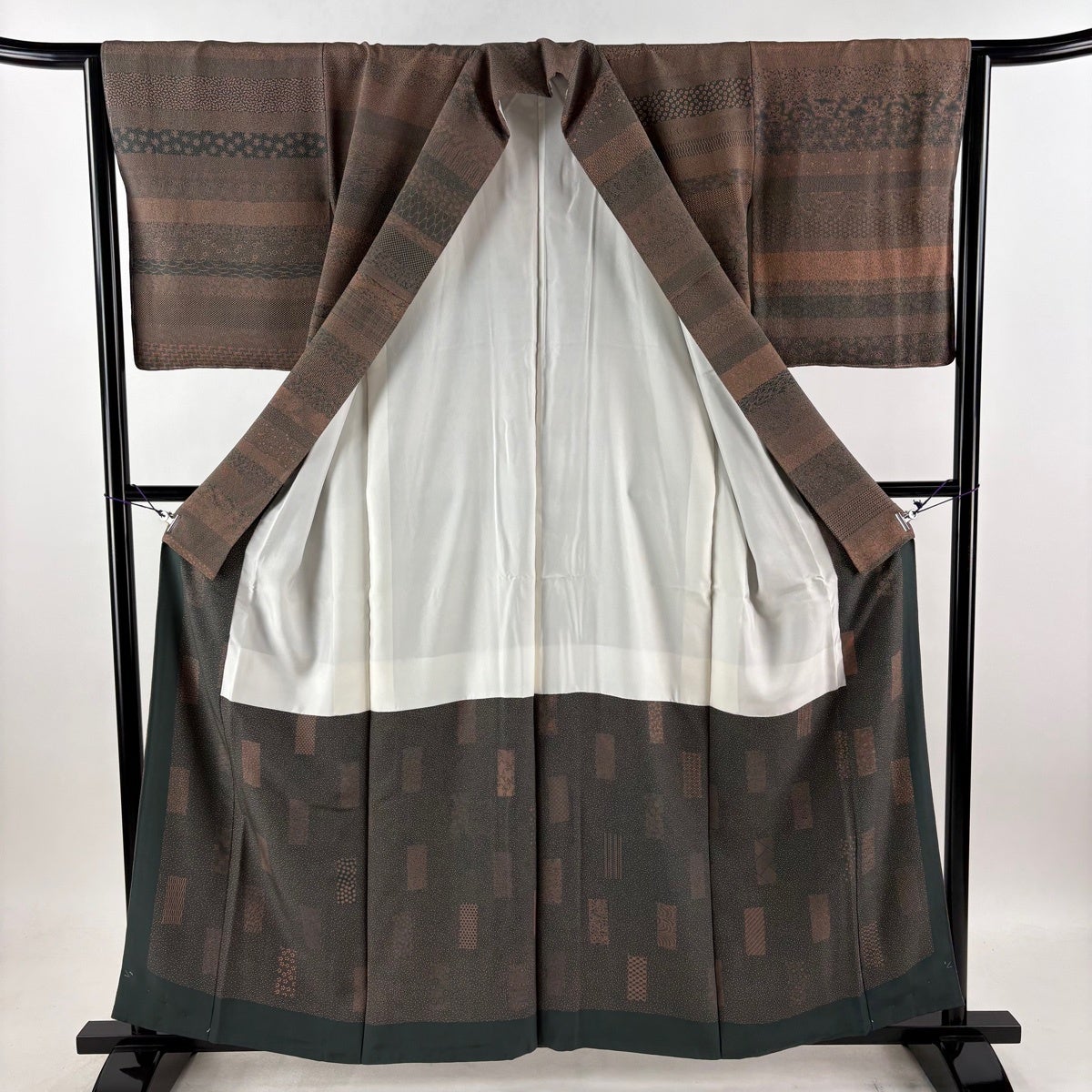 美品】 江戸小紋 身丈159cm 裄丈64cm M 袷 落款あり 寄せ柄 菊 縮緬