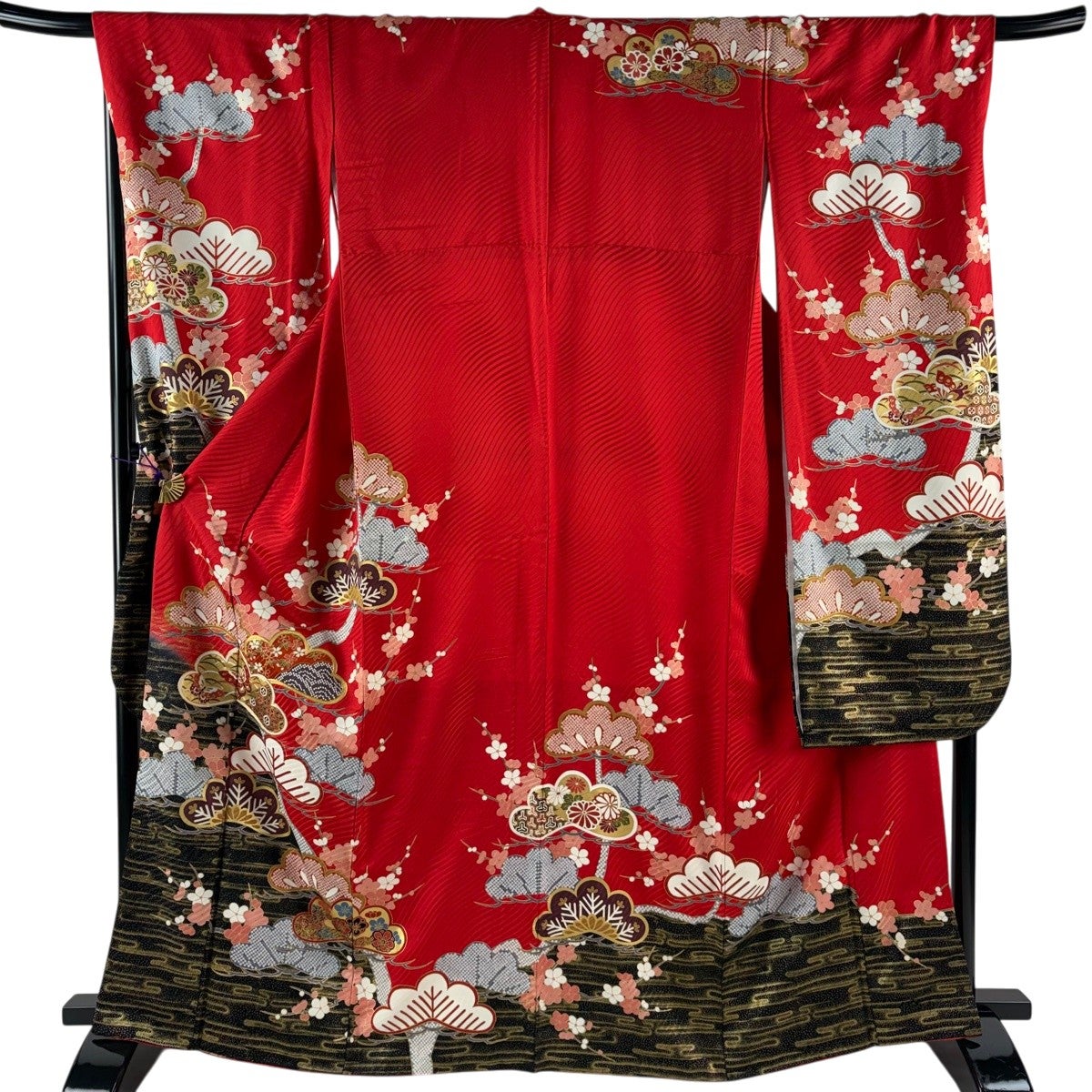 振袖 身丈165cm 裄丈69cm L 袷 松梅 蝶 金糸 金彩 赤 正絹 秀品｜中古
