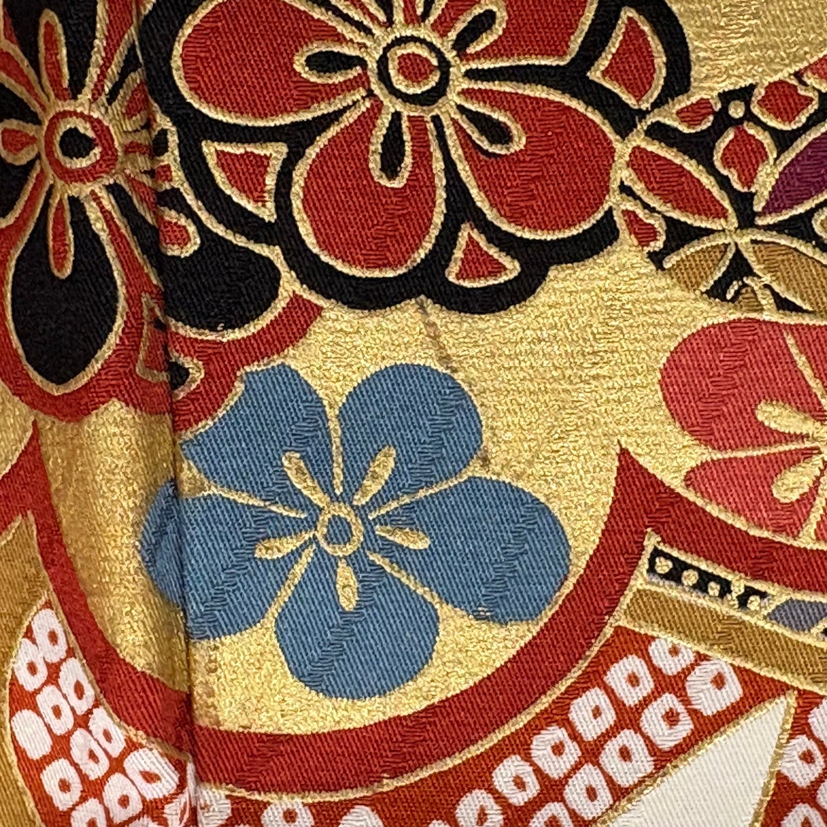振袖 身丈165cm 裄丈69cm L 袷 松梅 蝶 金糸 金彩 赤 正絹 秀品｜中古