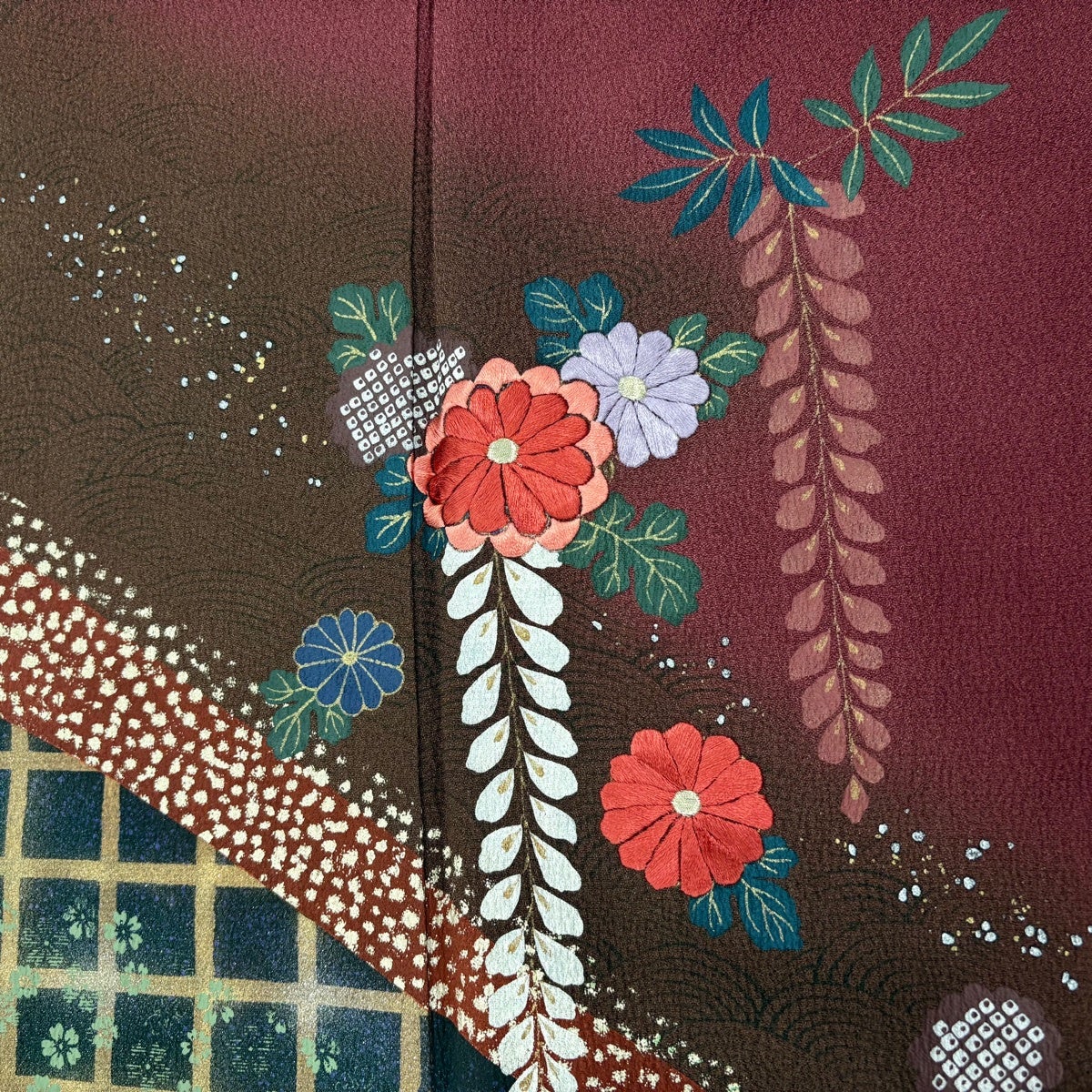 美品】 付下げ 身丈169cm 裄丈68cm L 袷 草花 格子 金銀彩 刺繍 えんじ