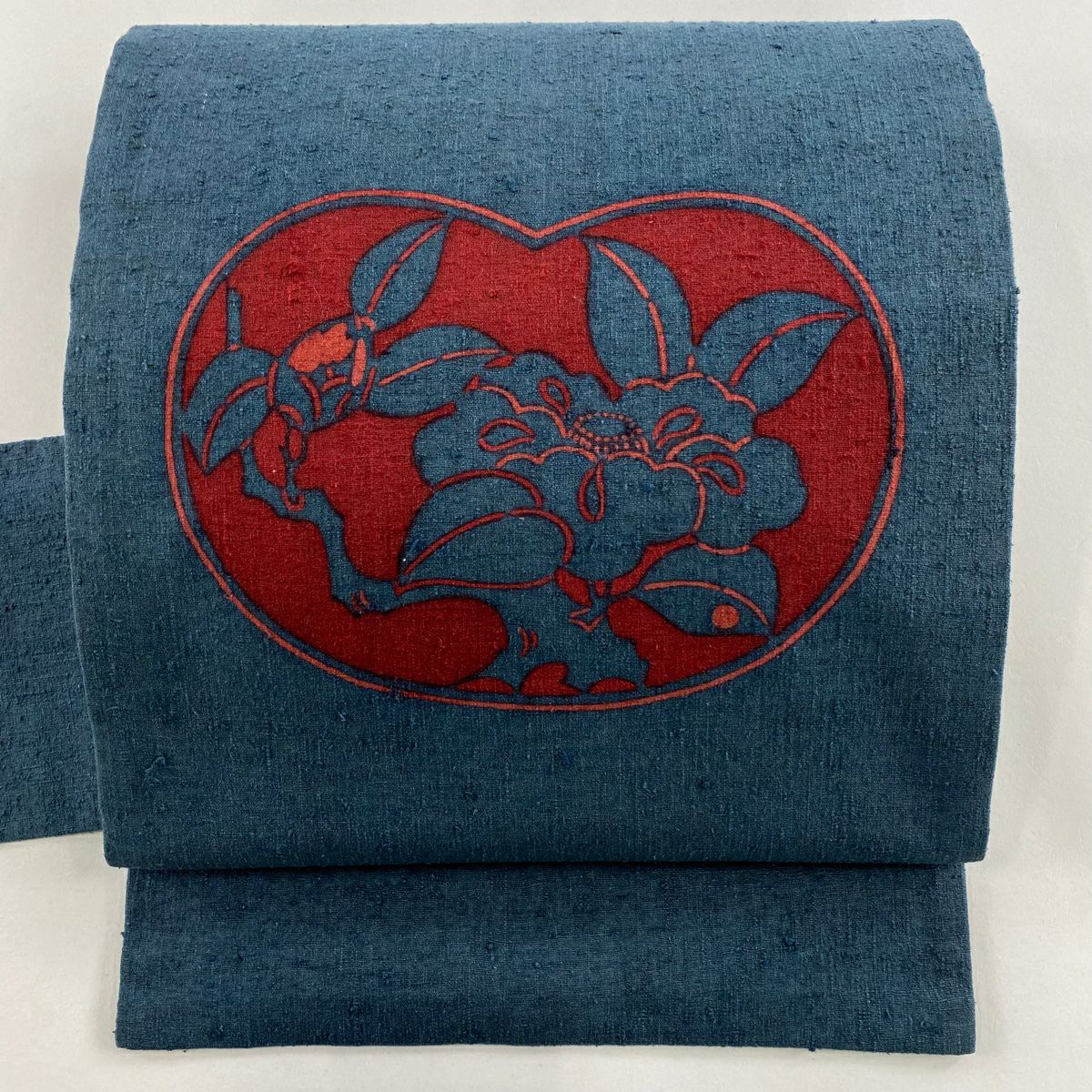 美品】 名古屋帯 秀品 栗山吉三郎 落款あり 椿 青緑 正絹｜中古・古着