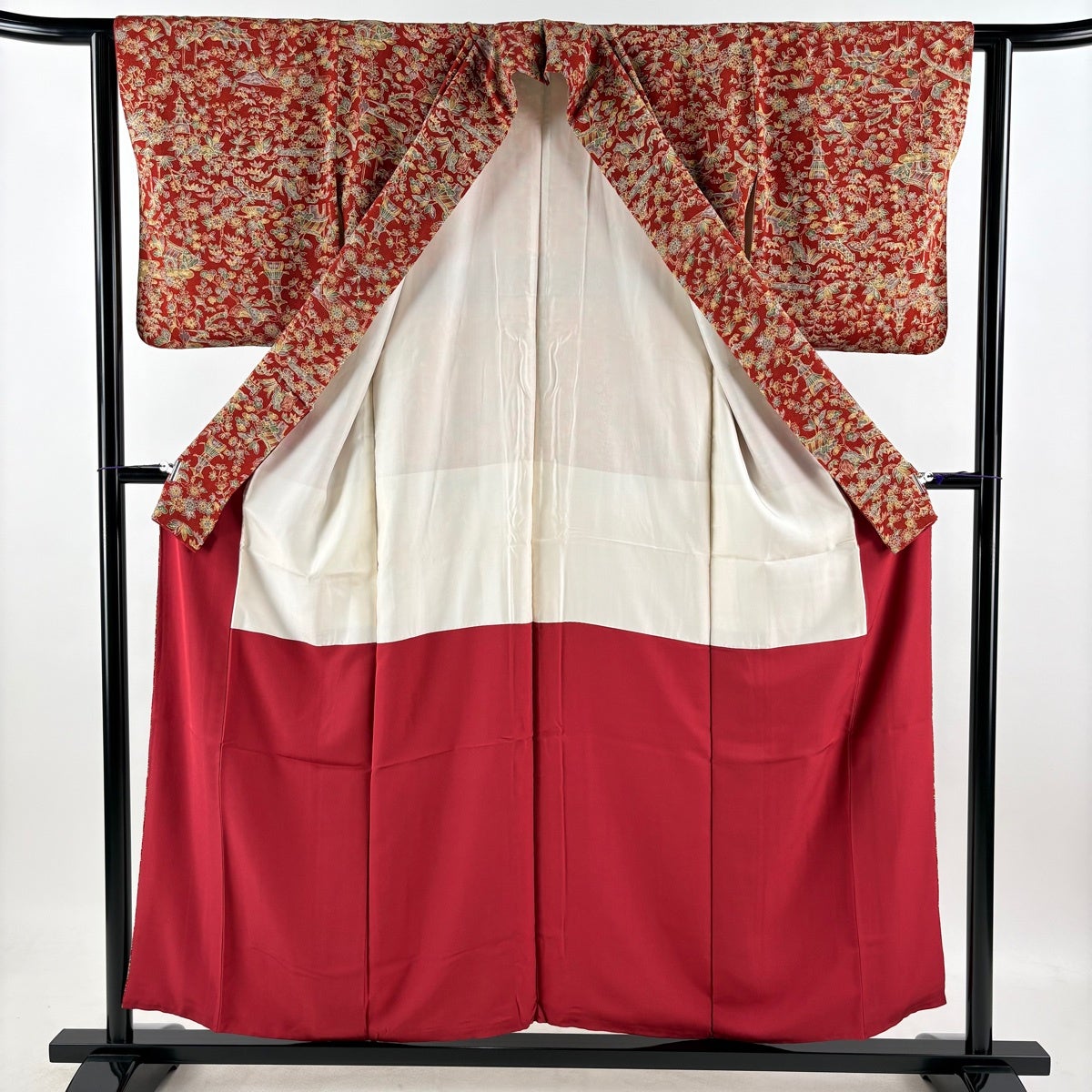 美品】 小紋 身丈155.5cm 裄丈62cm S 袷 松竹梅 蝶 縮緬 赤 正絹 優品