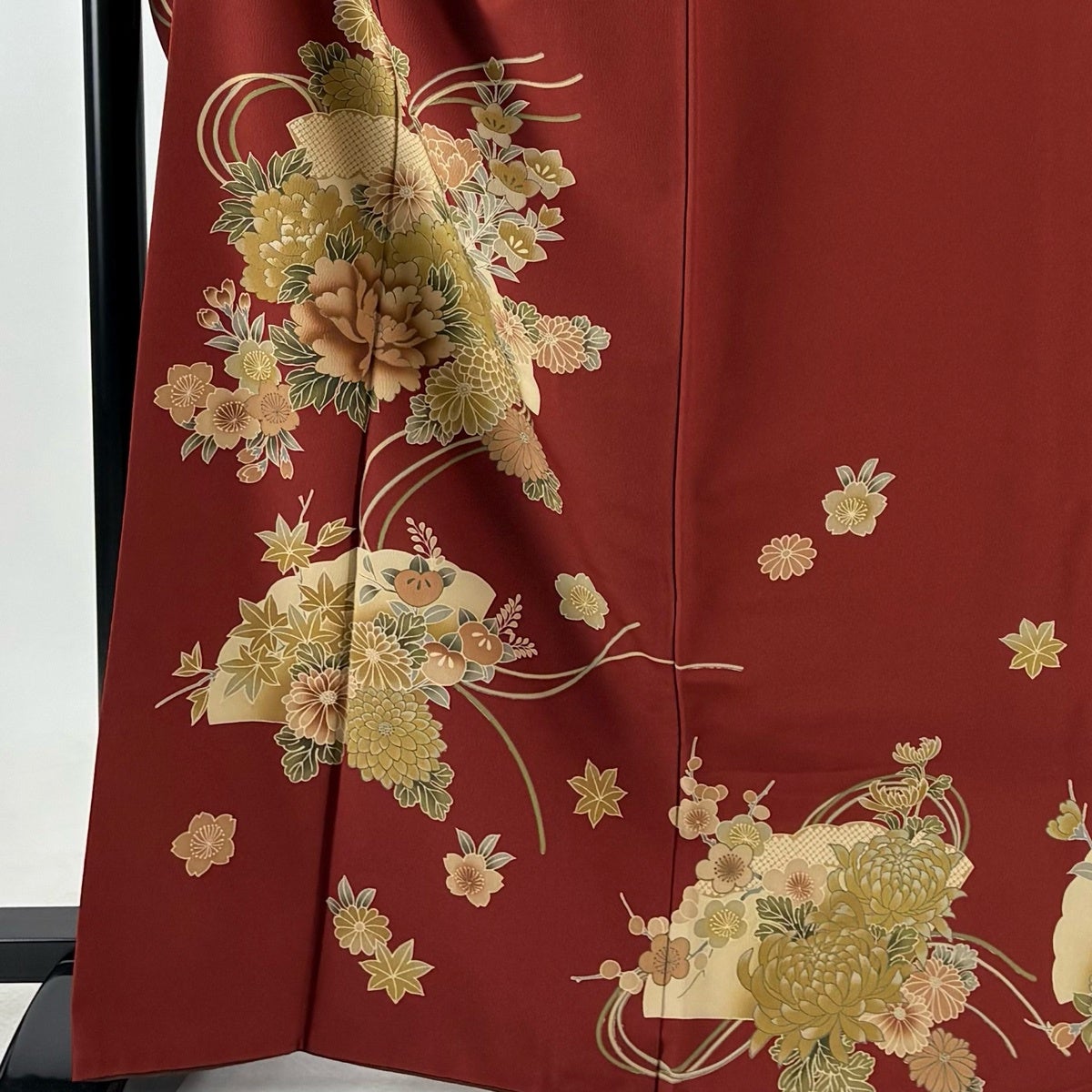 美品】 振袖 身丈168cm 裄丈66.5cm M 袷 桧扇 草花 赤茶 化繊 優品