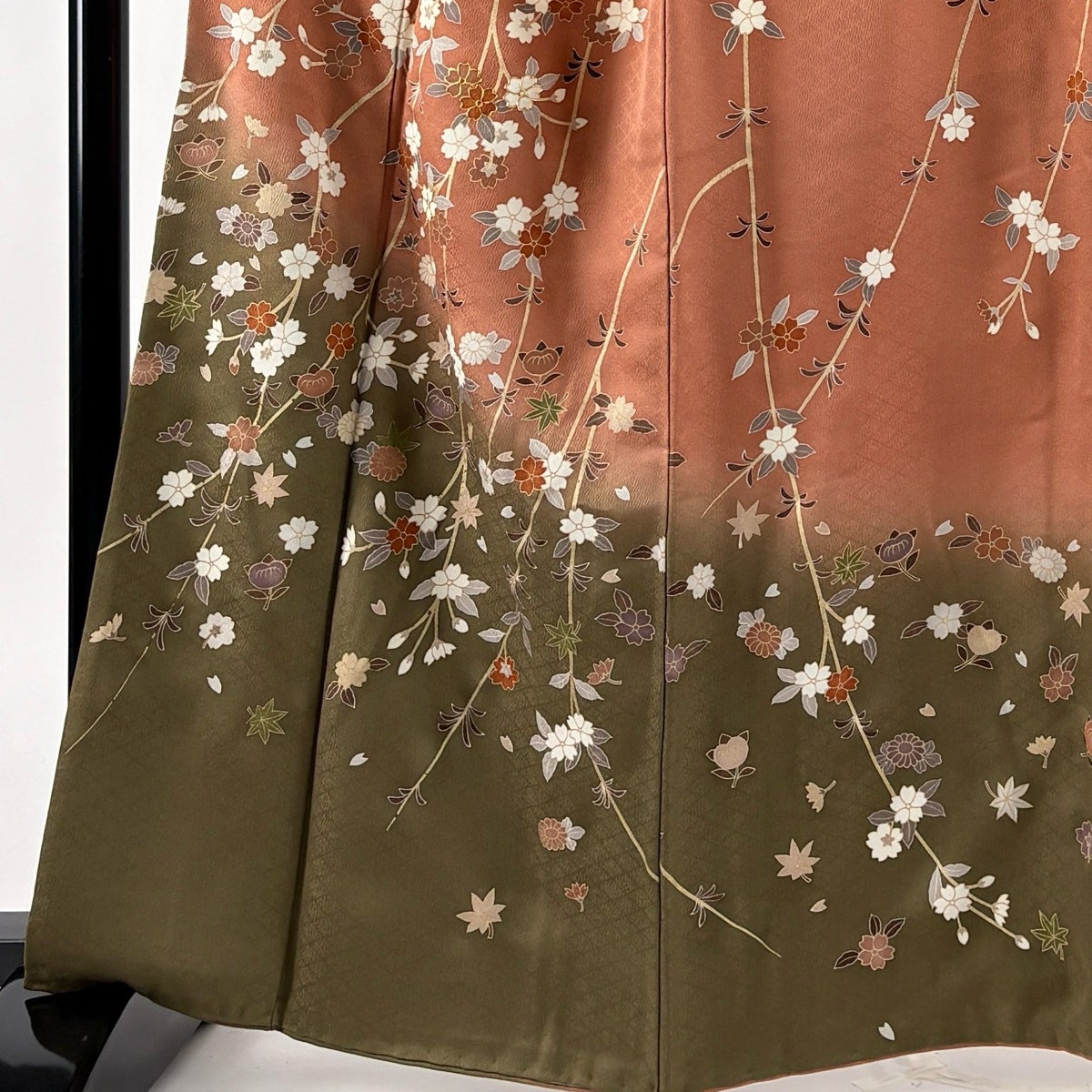 訪問着 身丈161cm 裄丈67cm M 袷 枝垂れ桜 金糸 金彩 ピンクベージュ