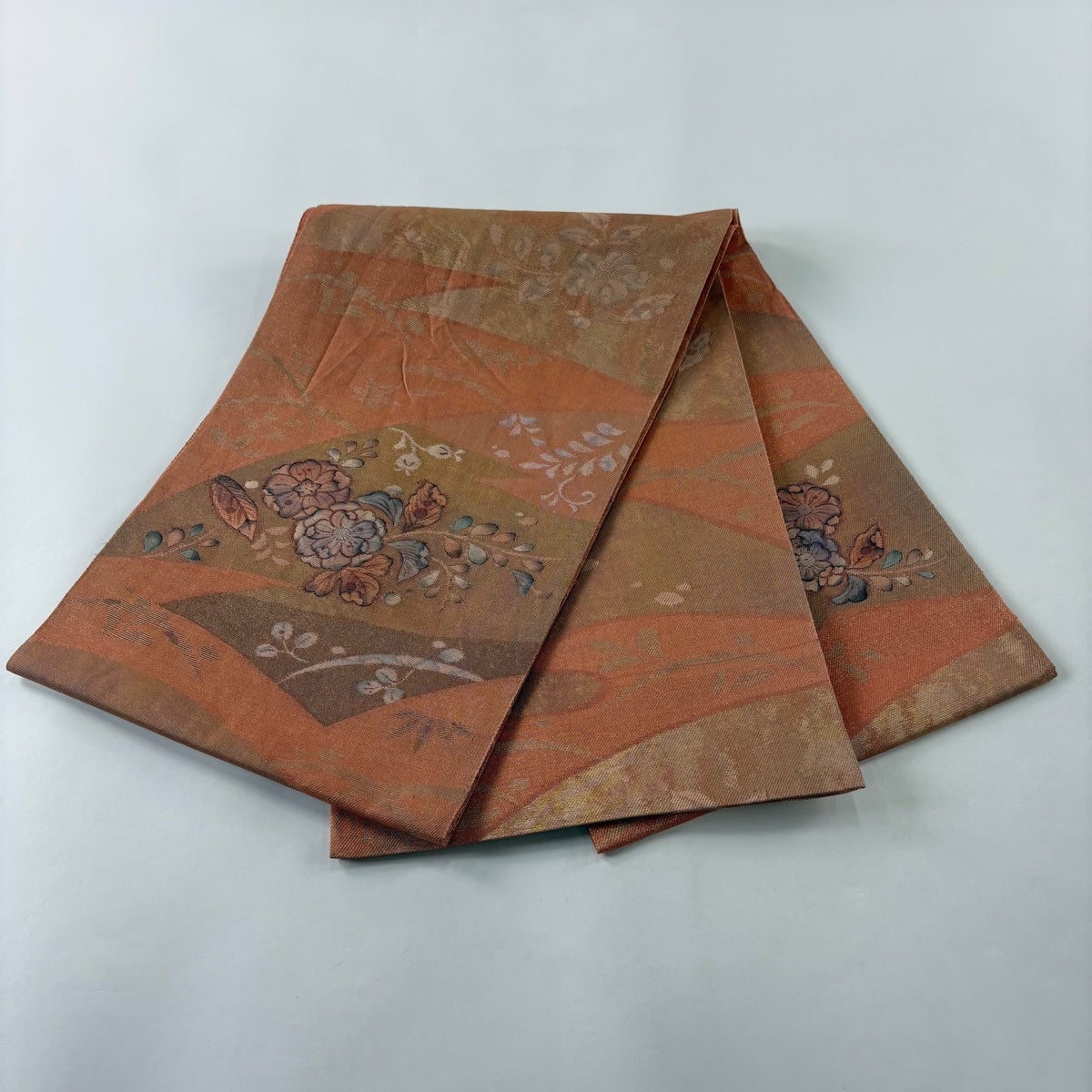 袋帯 秀品 草花 金彩 箔 オレンジ お太鼓柄 正絹｜中古・古着