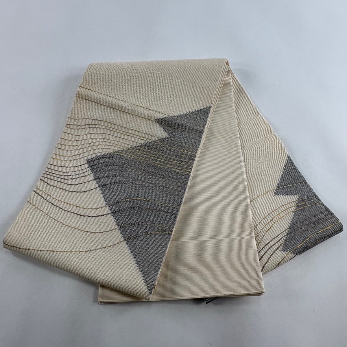 袋帯 秀品 夏帯 絽 よろけ縞 幾何学 箔 クリーム お太鼓柄 正絹｜中古