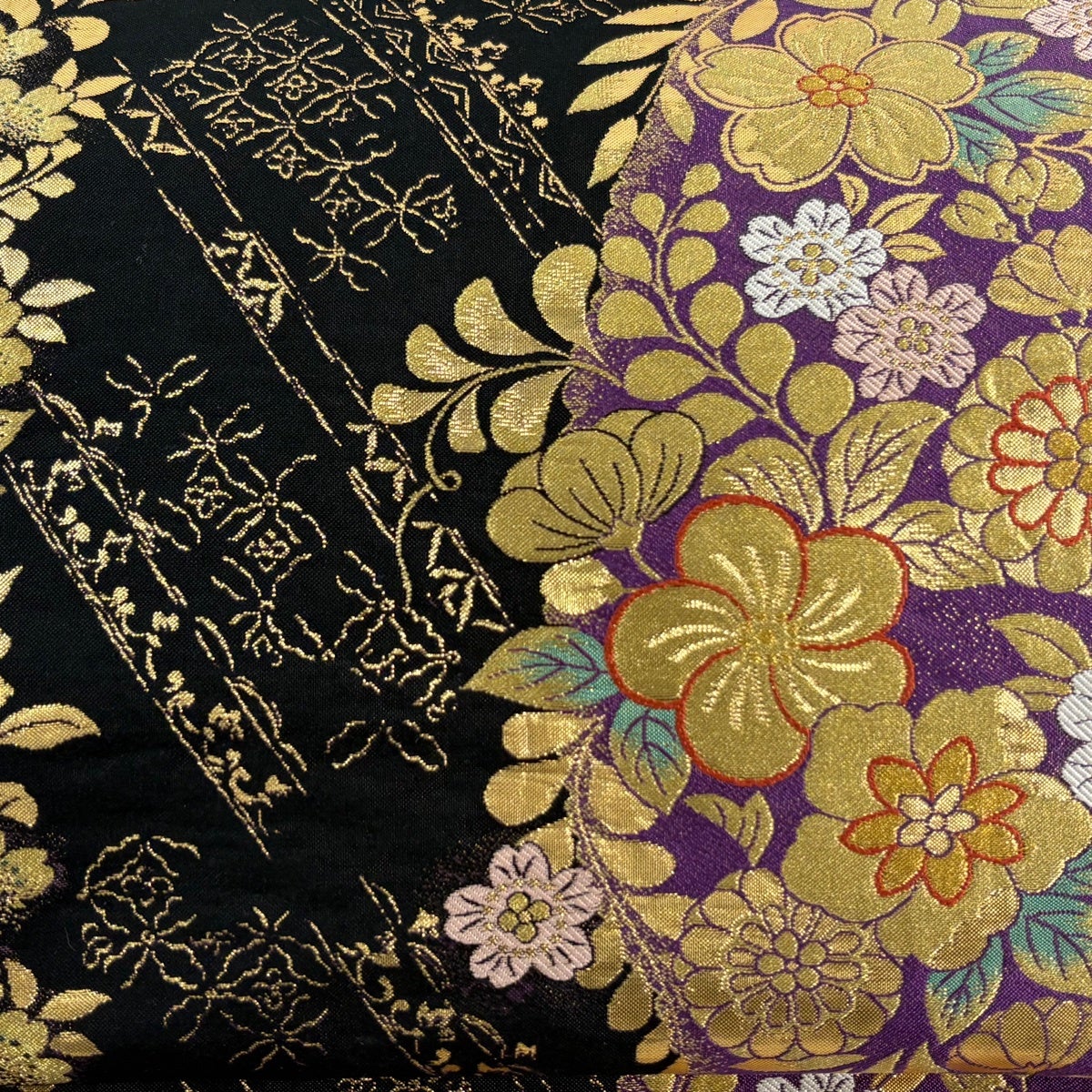 美品】 袋帯 秀品 草花 箔 金糸 黒 六通 正絹｜中古・古着・リサイクル