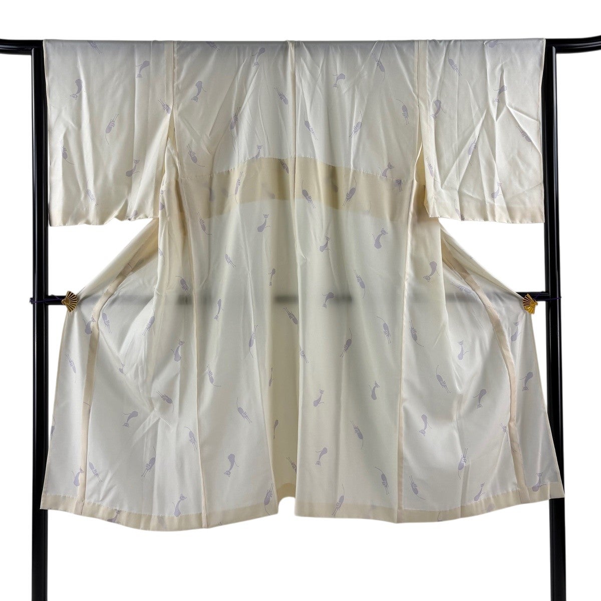 美品】 長襦袢 身丈124cm 裄丈64.5cm M 猫 クリーム 正絹 秀品｜中古