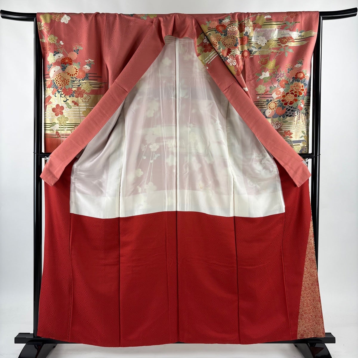 振袖 身丈159cm 裄丈65.5cm M 袷 花車 霞 金糸 金銀彩 ピンク 正絹 秀