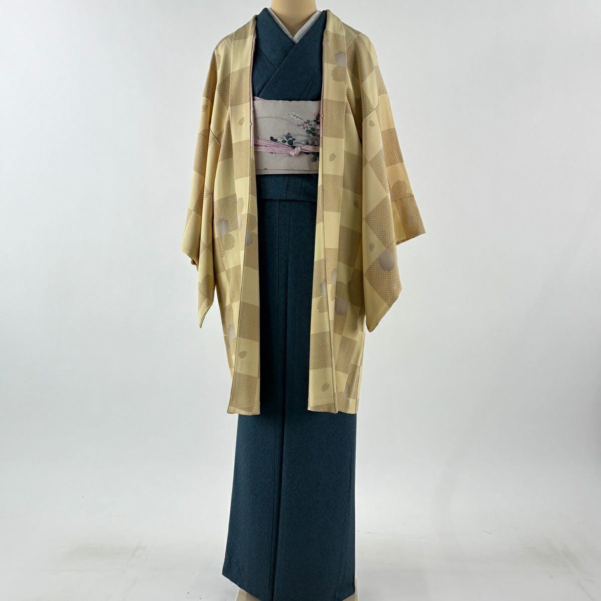 美品】 羽織 身丈96cm 裄丈68cm L 市松 桜 ぼかし ベージュ 正絹 逸品