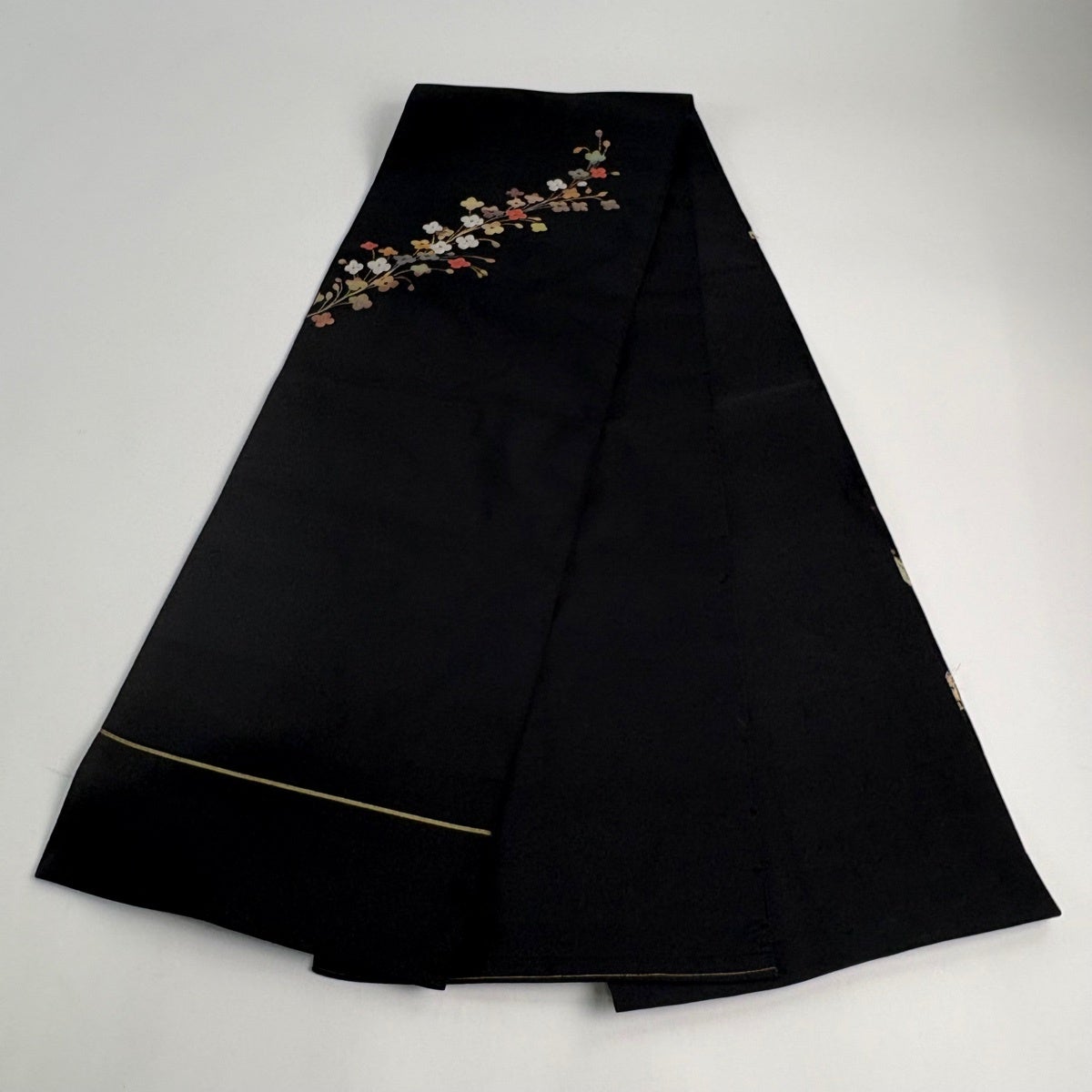 美品】 名古屋帯 優品 八寸名古屋帯 草花 黒 正絹｜中古・古着