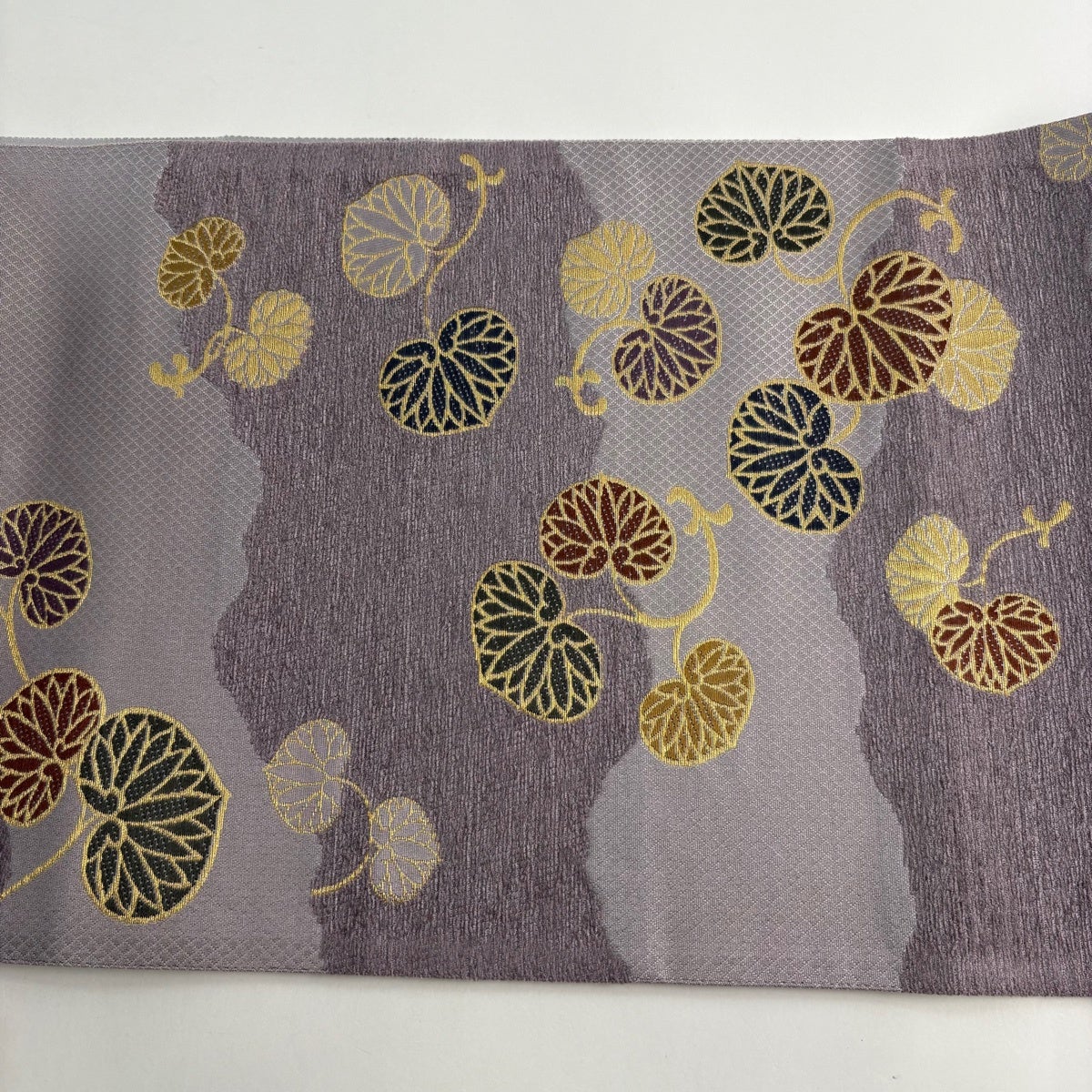 美品】 袋帯 名品 宝葵文様 金糸 薄紫 六通 正絹｜中古・古着