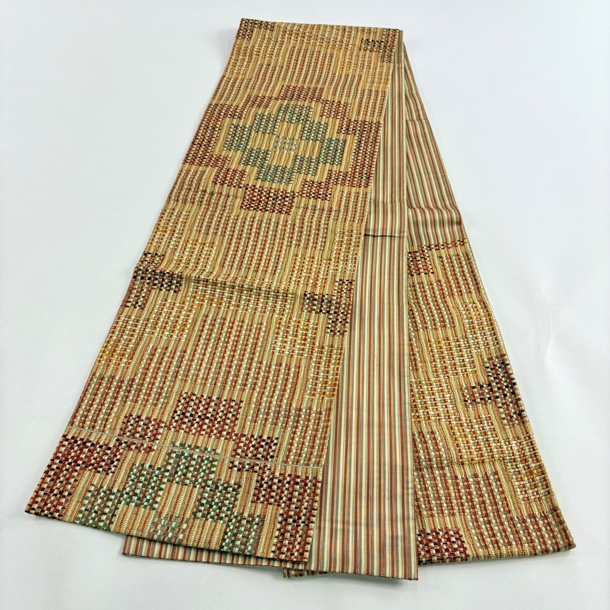 美品】 袋帯 秀品 花 幾何学模様 金糸 箔 山吹色 お太鼓柄 正絹｜中古