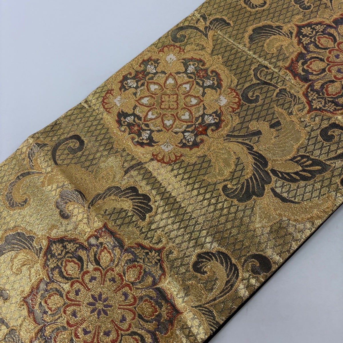 袋帯　唐織　菊華唐花文様　菊七曜 金銀糸 正絹 逸品　リユース品 袋帯 秀品 華文 花唐草 箔 金糸 金色 六通 正絹｜中古・古着