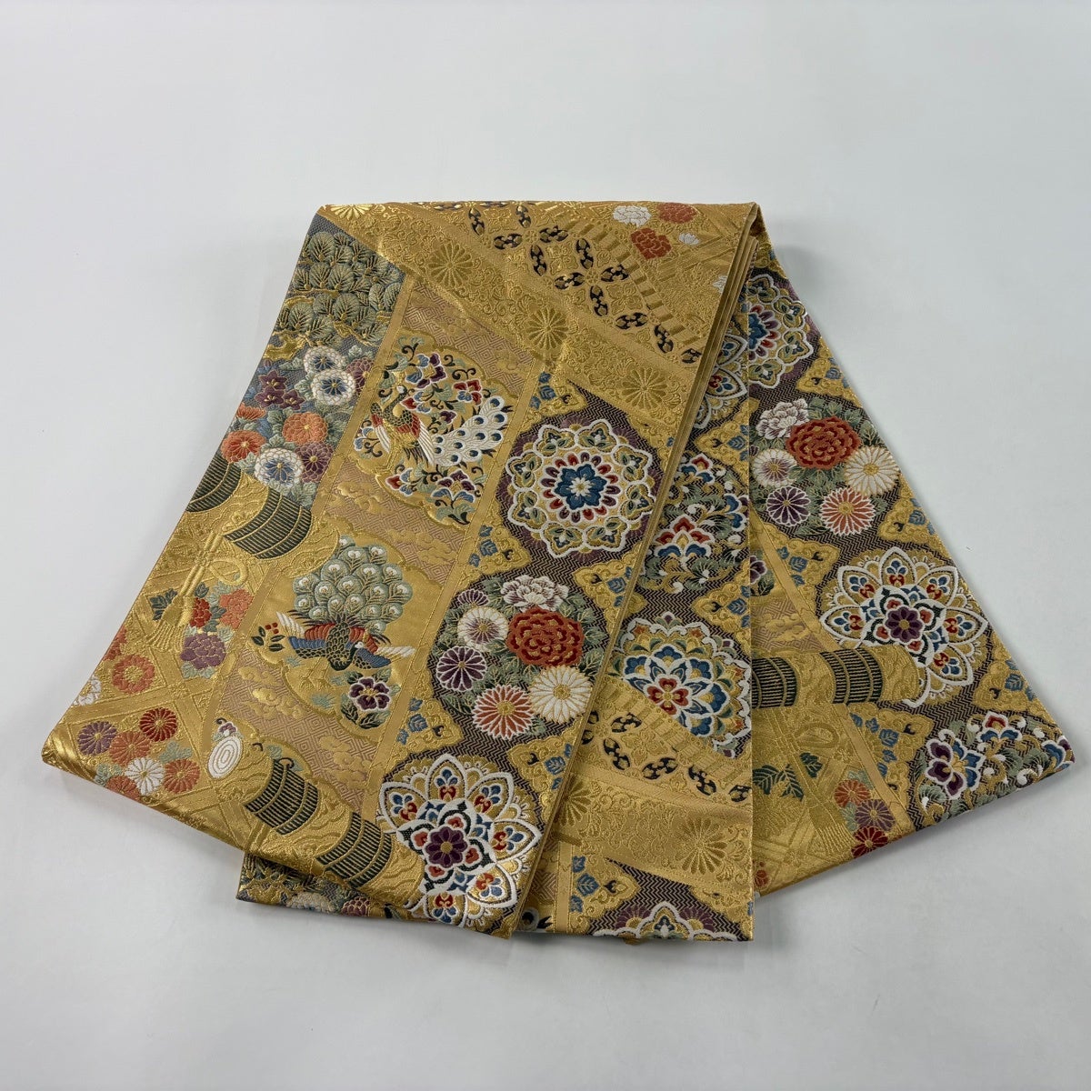 美品】 袋帯 秀品 孔雀 華文 箔 唐織 金色 六通 正絹｜中古・古着