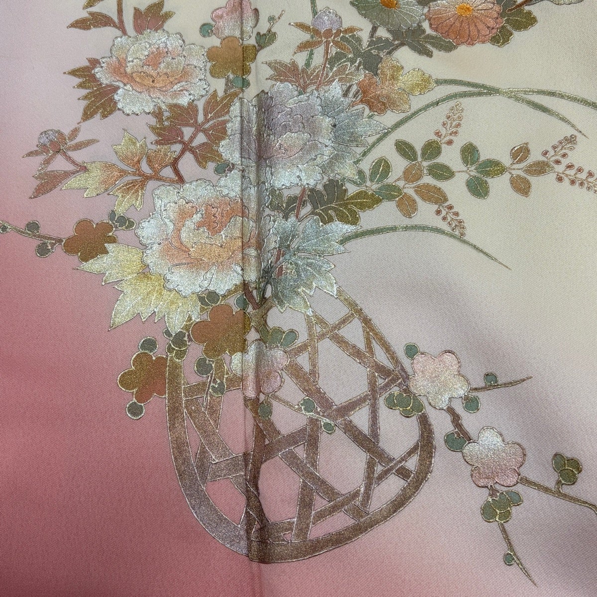 美品】 付下げ 身丈156cm 裄丈62.5cm S 袷 和田光正 落款あり 花籠