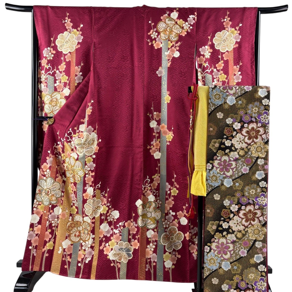振袖 美品 秀品 袋帯フルセット 御所車 桜 絞り 金彩 赤 袷 振袖 身丈