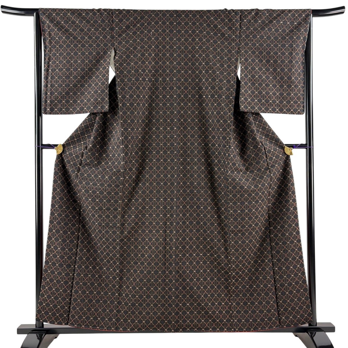 美品】 紬 身丈159.5cm 裄丈65cm M 袷 縞 幾何学 黒 正絹 逸品｜中古