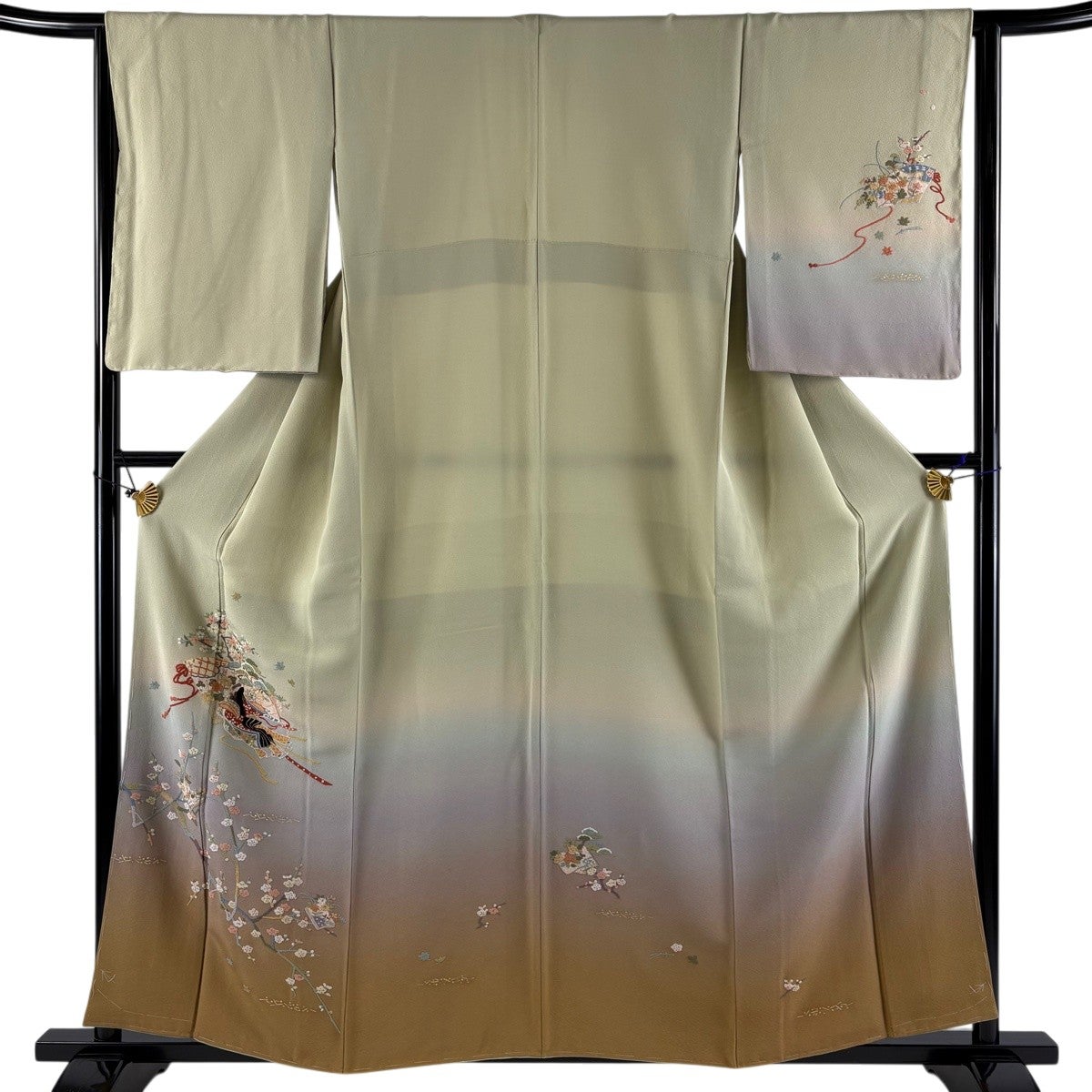 美品】 付下げ 身丈159cm 裄丈64cm M 袷 やまと 扇 姫 相良刺繍 美品】 付下げ 身丈159cm 裄丈64cm M 袷 やまと 扇 姫 相良刺繍