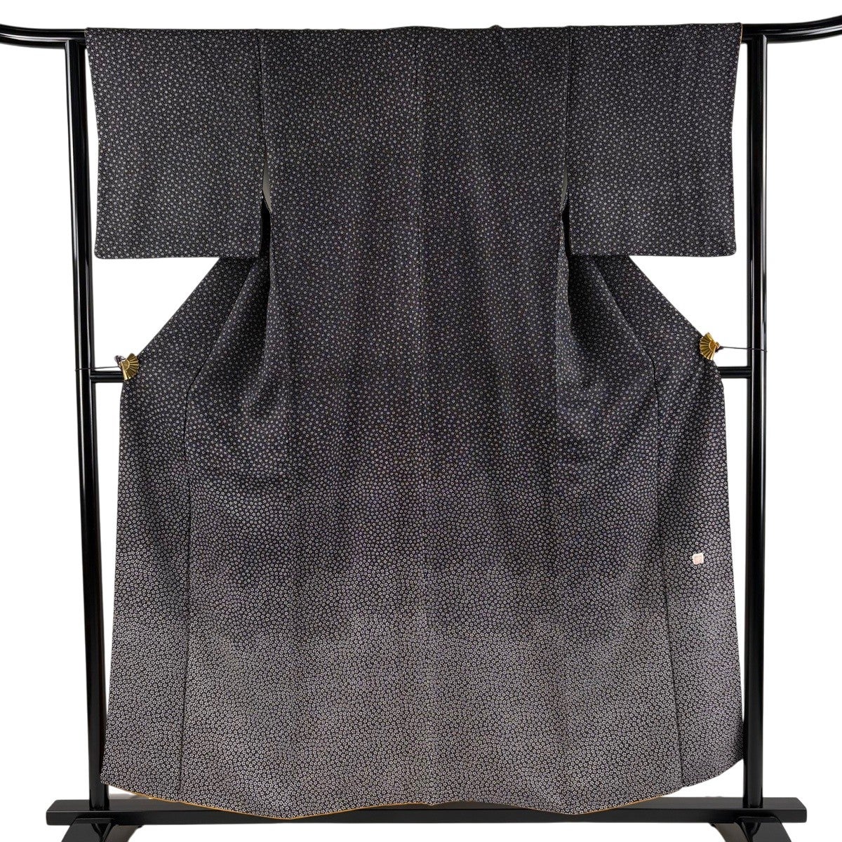 美品】 付下げ 身丈168.5cm 裄丈69cm L 袷 草花 幾何学模様 絞り 墨色