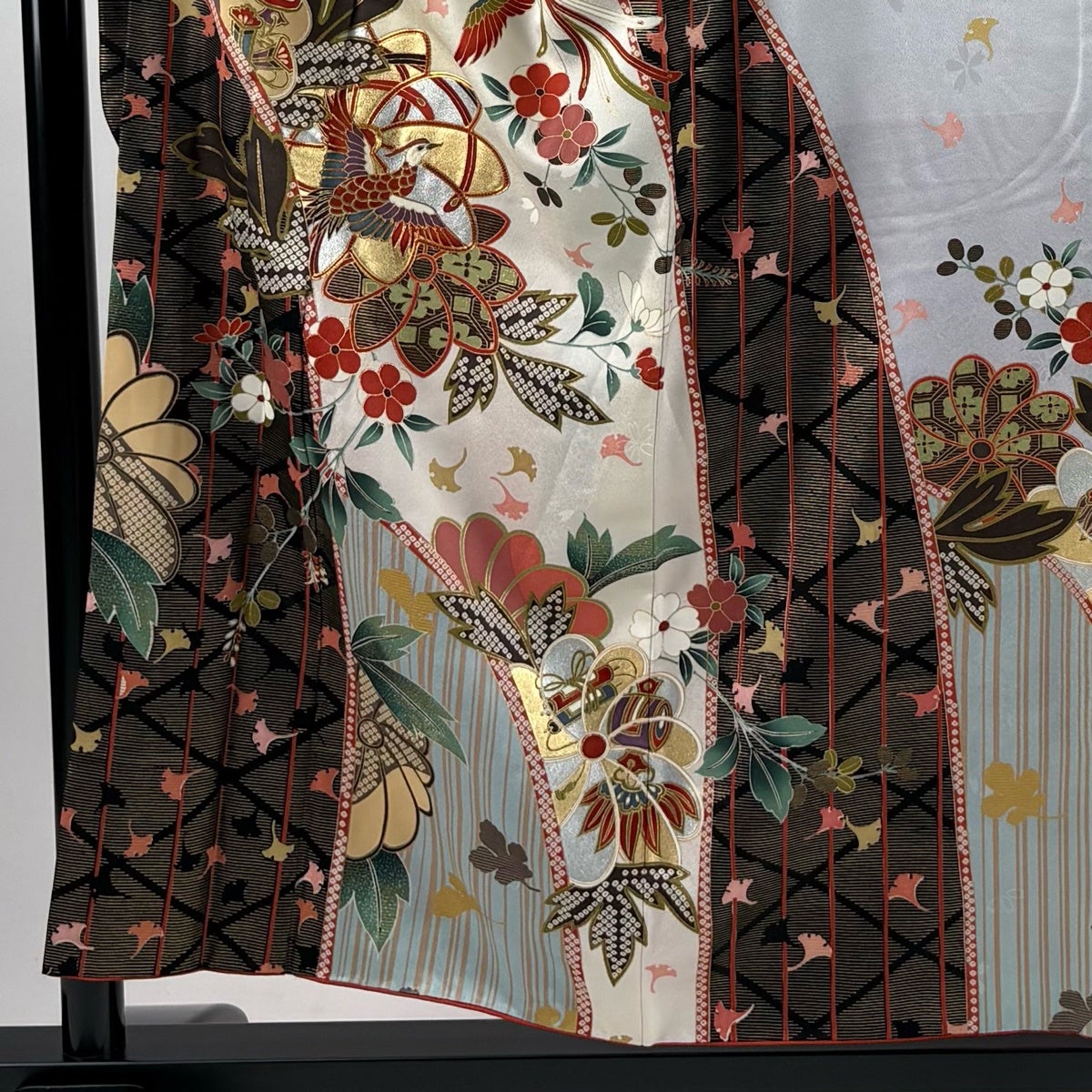 振袖 身丈154.5cm 裄丈62.5cm S 袷 鳥 草花 金糸 金銀彩 青灰色 正絹