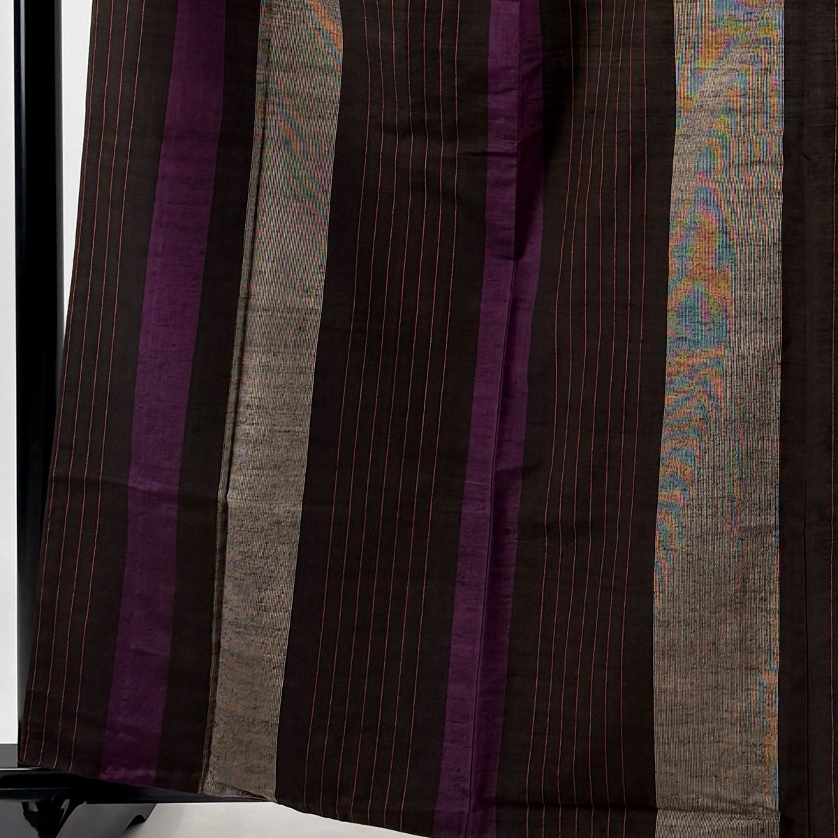 美品】 紬 身丈162.5cm 裄丈64cm M 袷 やまと 縦縞模様 焦茶色 正絹 秀