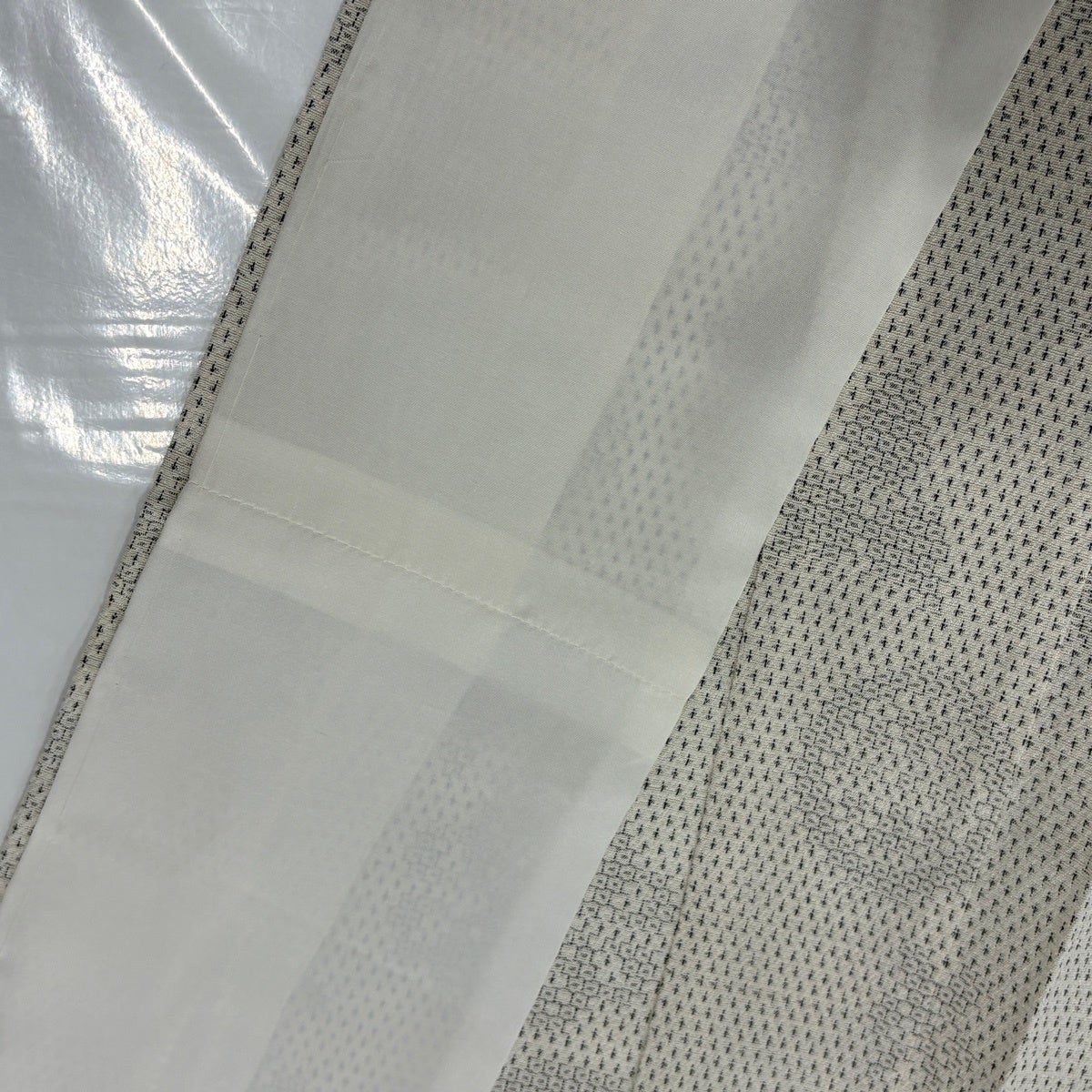 紬 身丈165cm 裄丈63cm S 単衣 草花 絣 クリーム 正絹 秀品｜中古