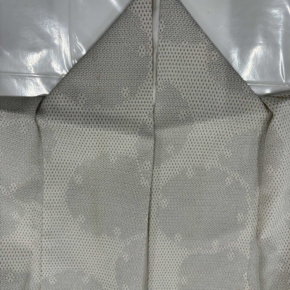 紬 身丈161.5cm 裄丈63cm S 単衣 雪輪 絣 クリーム 正絹 秀品｜中古
