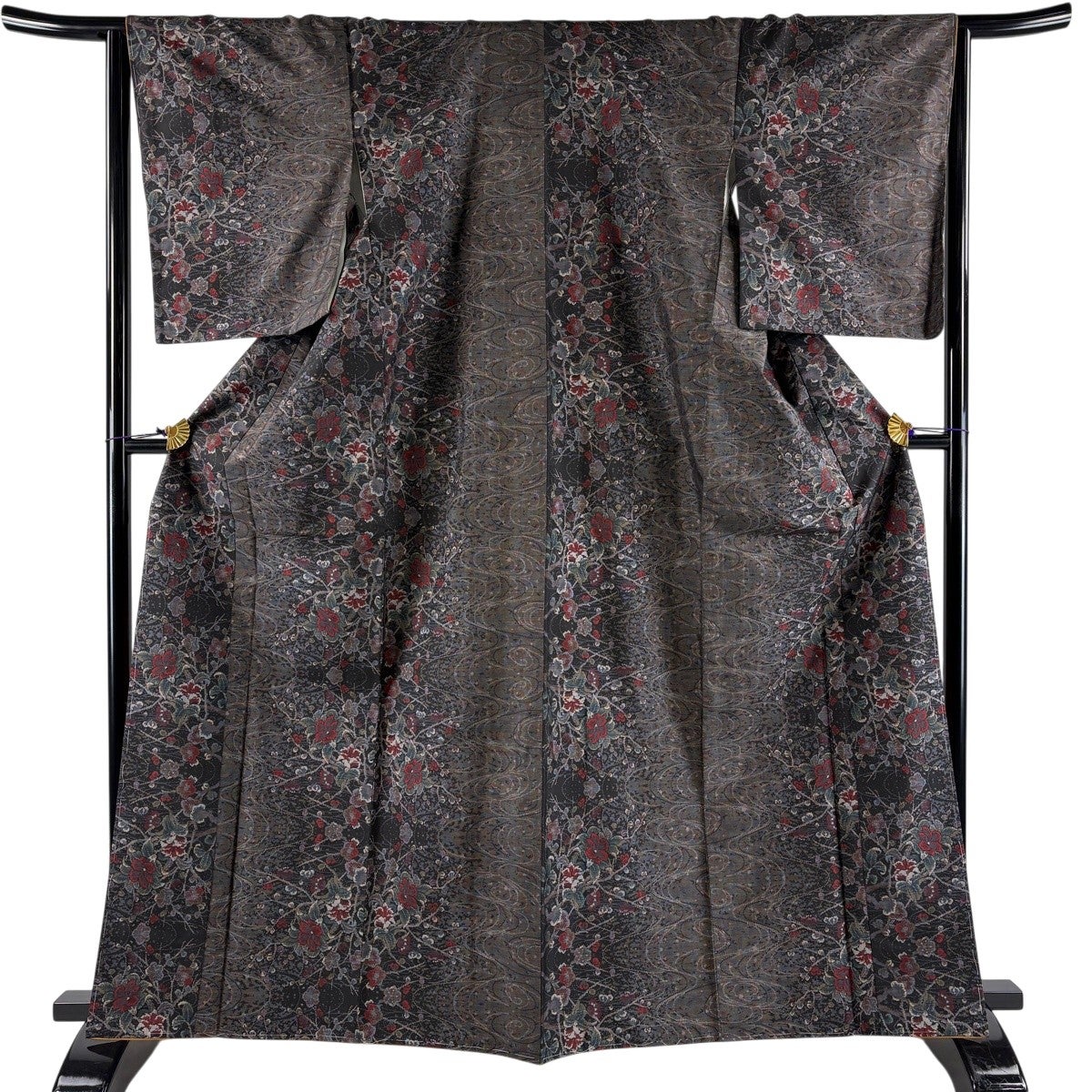 美品】 紬 身丈159cm 裄丈66cm M 袷 燕 流水 焦茶色 正絹 名品｜中古