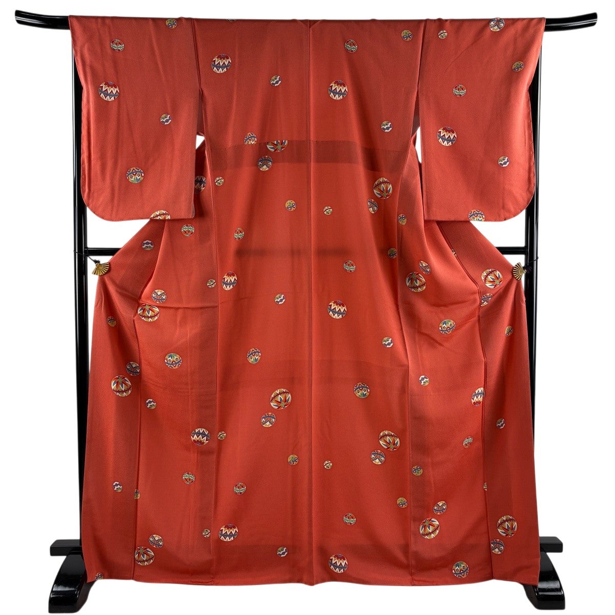 美品　縮緬小紋　丈162.5 裄67.5 小紋 身丈163cm 裄丈67.5cm L 袷 菊 霞 金通し 金彩 クリーム 正絹 秀