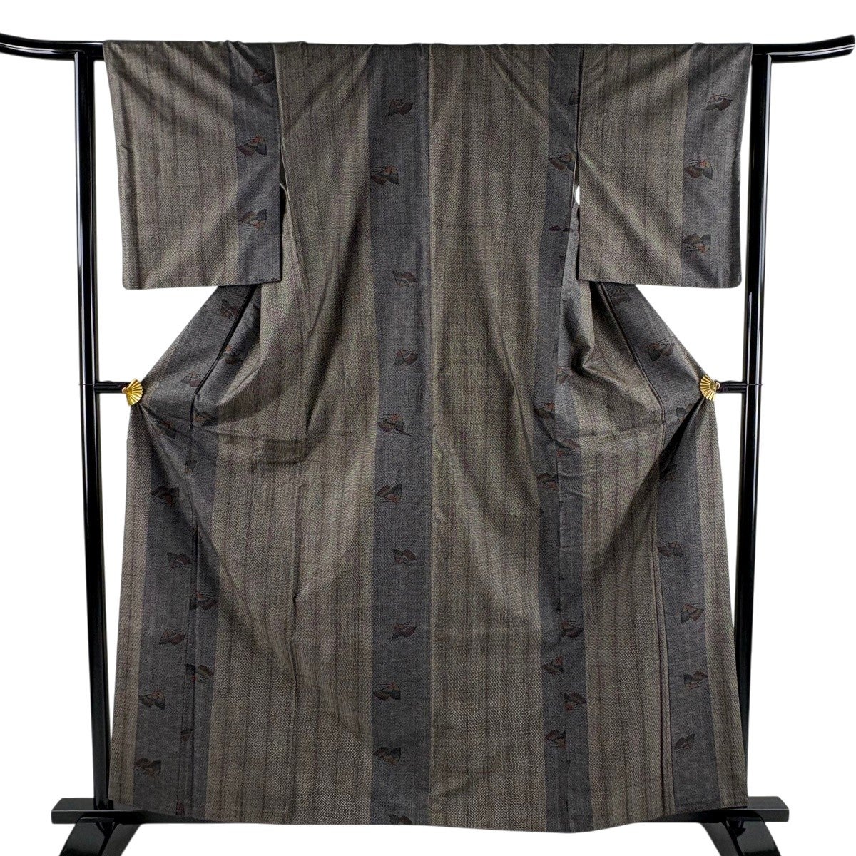 在庫一掃】 【美品】 紬 身丈164cm 裄丈60.5cm S 袷 白鷹山ぜんまい糸