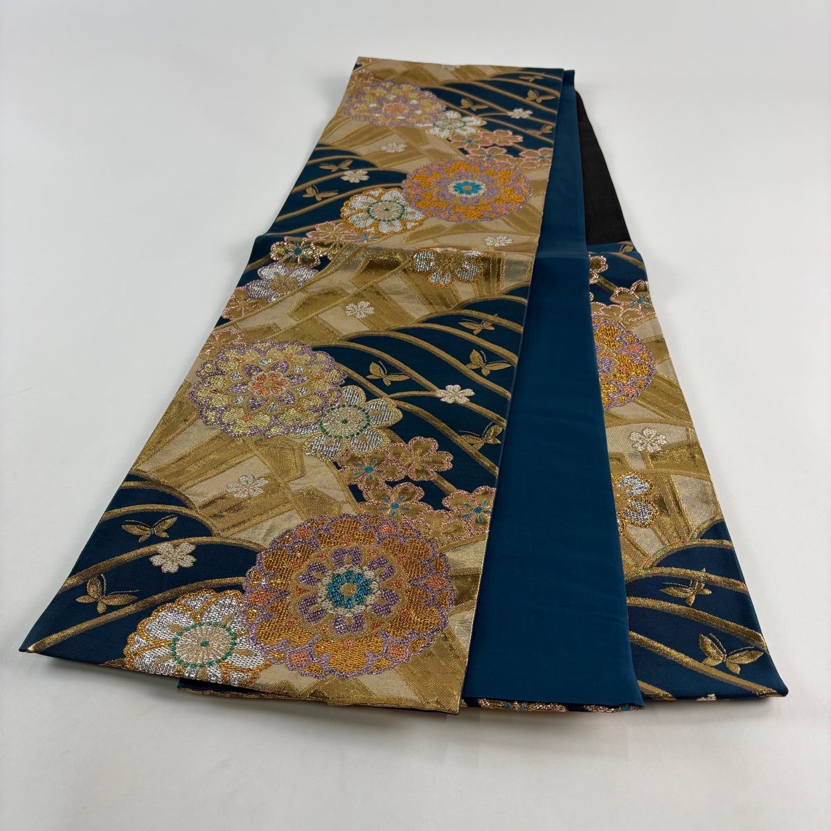 袋帯 秀品 華文 蝶 金糸 箔 深緑 六通 正絹｜中古・古着・リサイクル