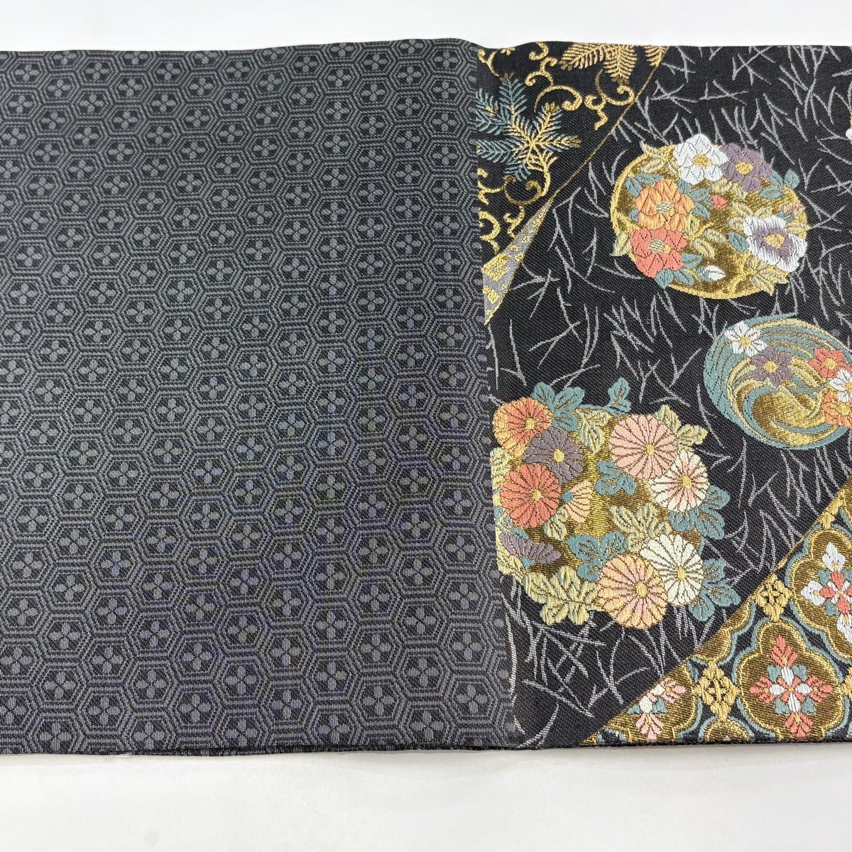 美品】 袋帯 秀品 花丸文 華文 金糸 箔 黒灰 六通 正絹｜中古・古着