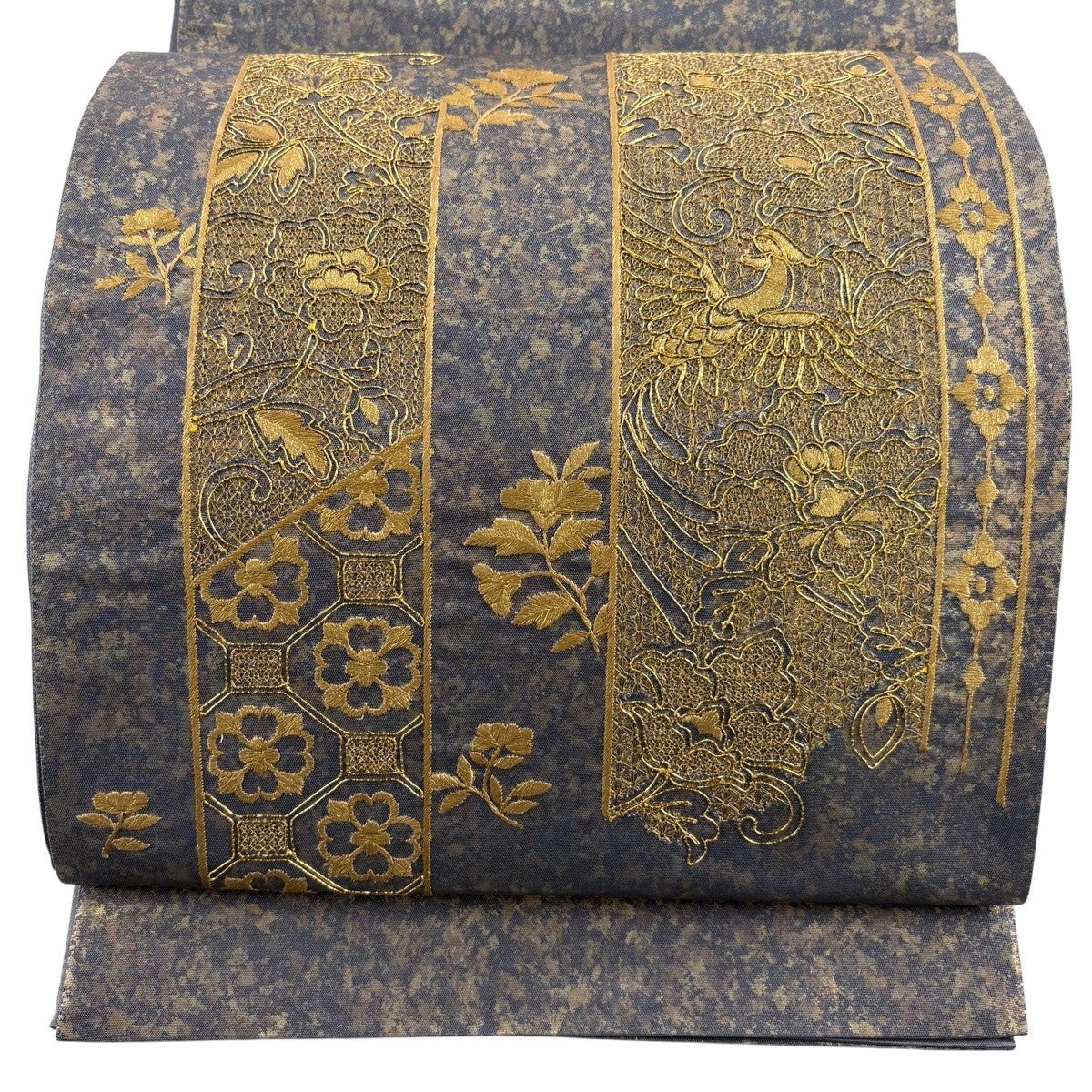 美品】 袋帯 秀品 花唐草 鳳凰 刺繍 金糸 灰色 お太鼓柄 正絹｜中古